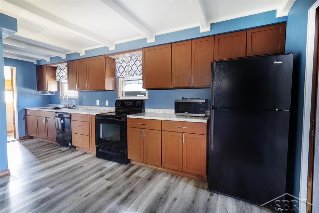 305 W Benjamin Street, Linwood, MI 48634 — Photo 10