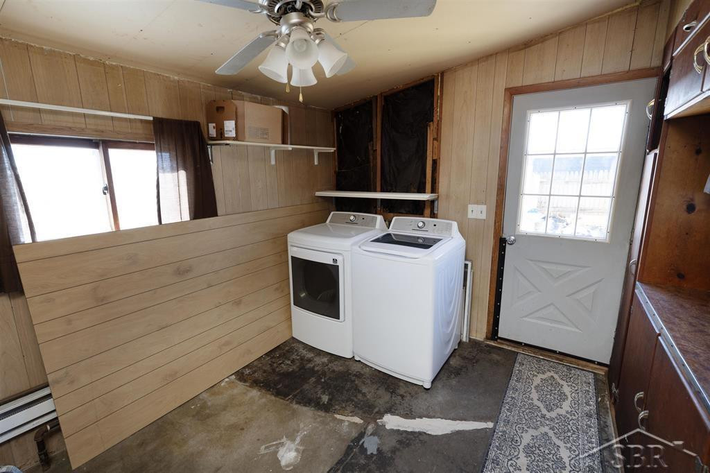 305 W Benjamin Street, Linwood, MI 48634 — Photo 16