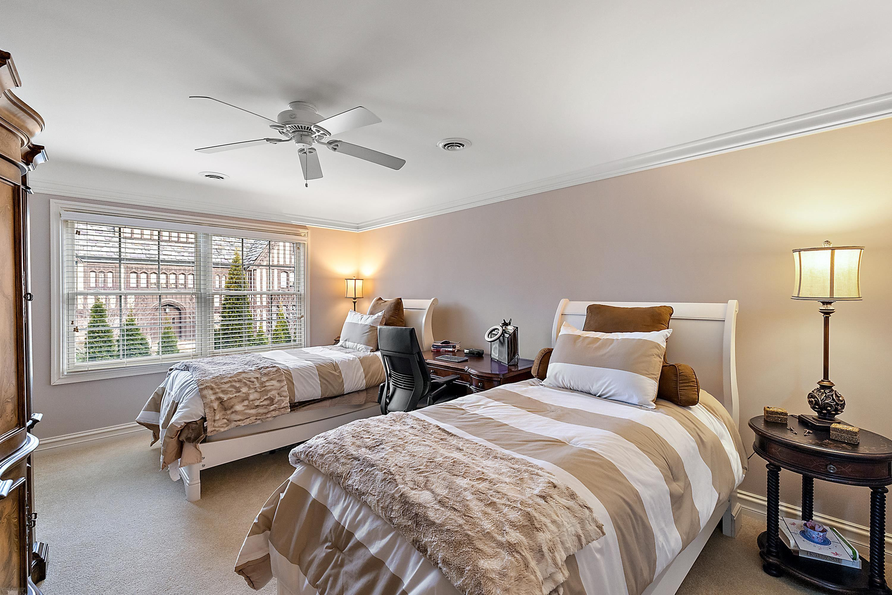 10 Webber Place, Grosse Pointe Shores, MI 48236 — Photo 41