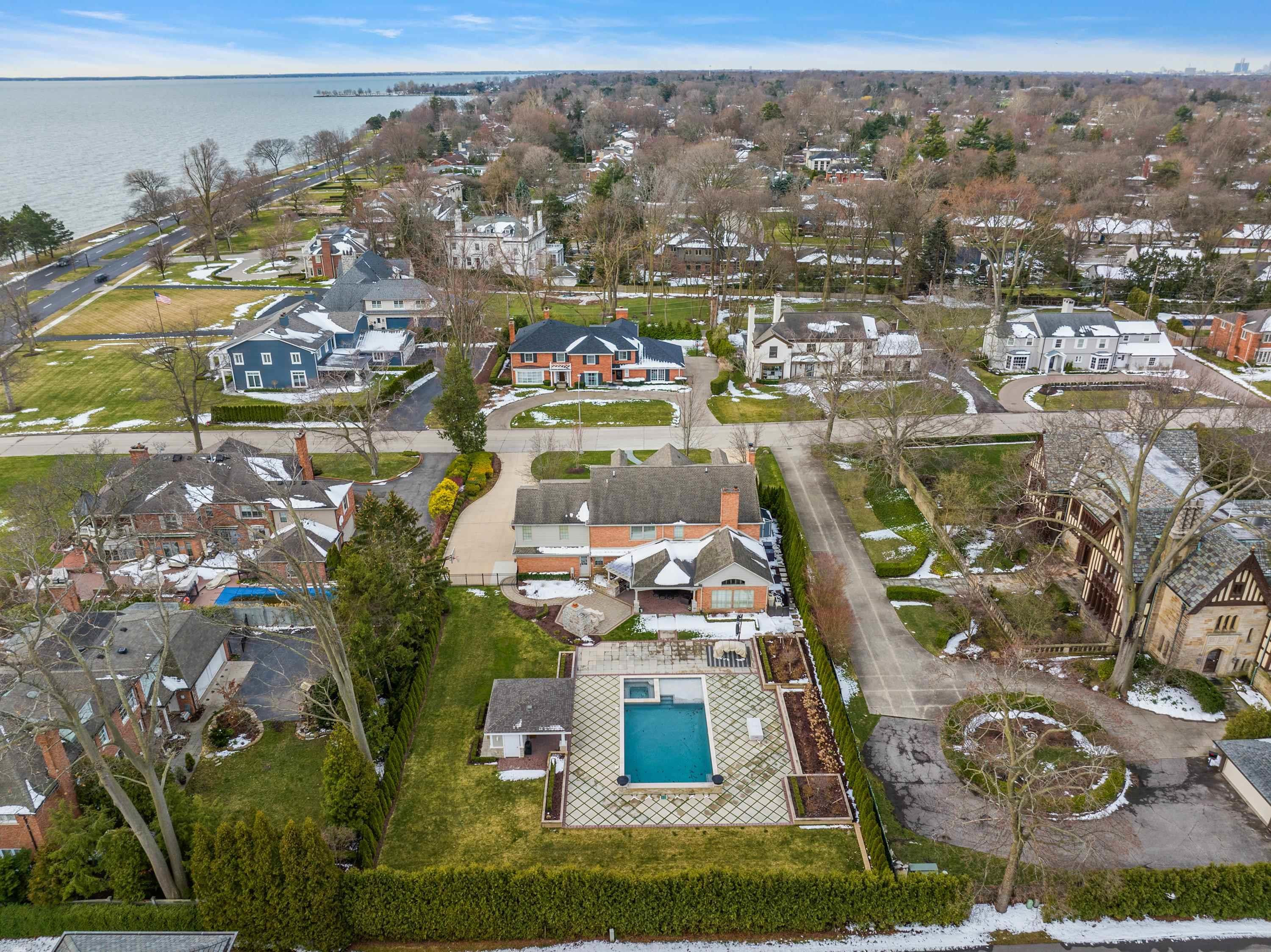 10 Webber Place, Grosse Pointe Shores, MI 48236 — Photo 83
