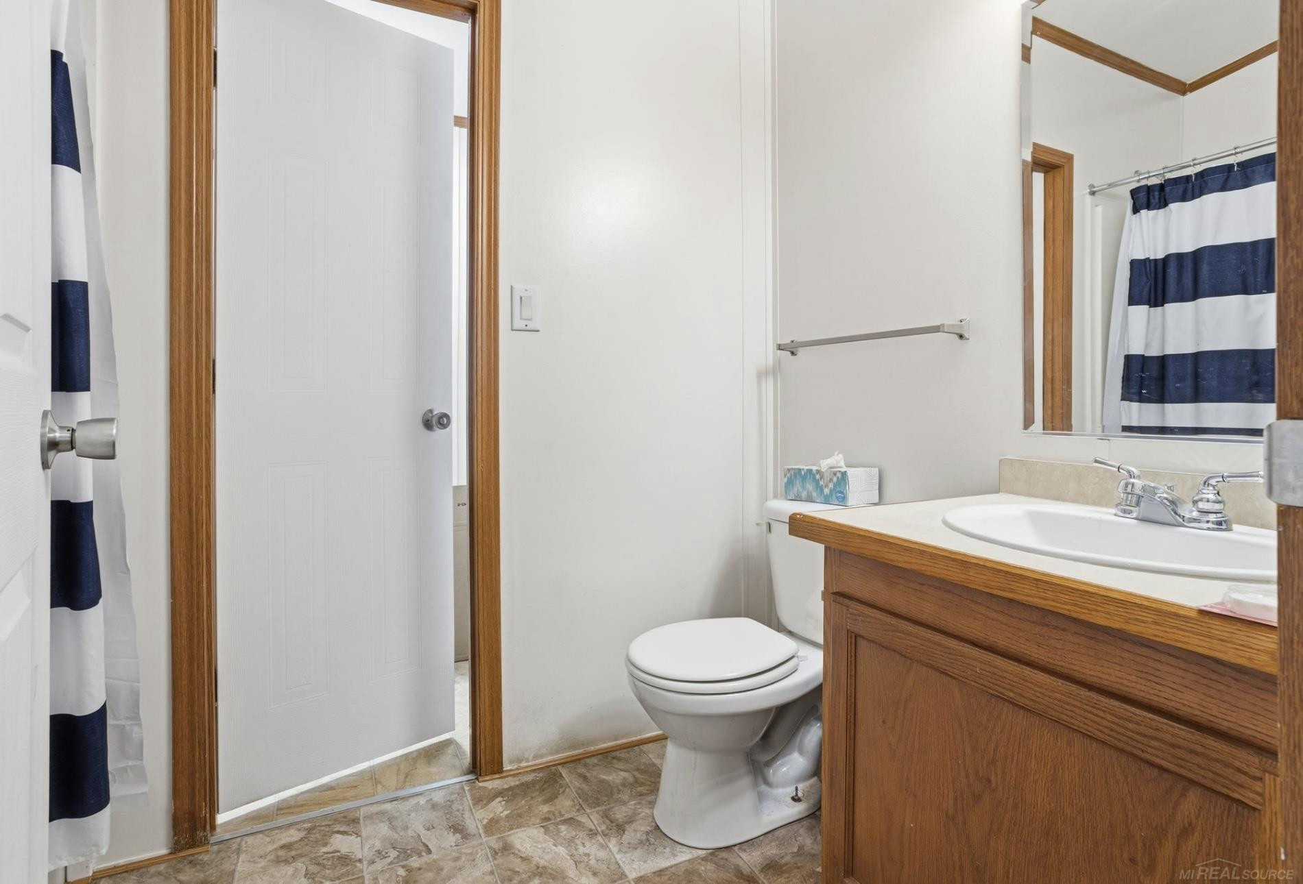 1105 Forest Lane, MI — Photo 10