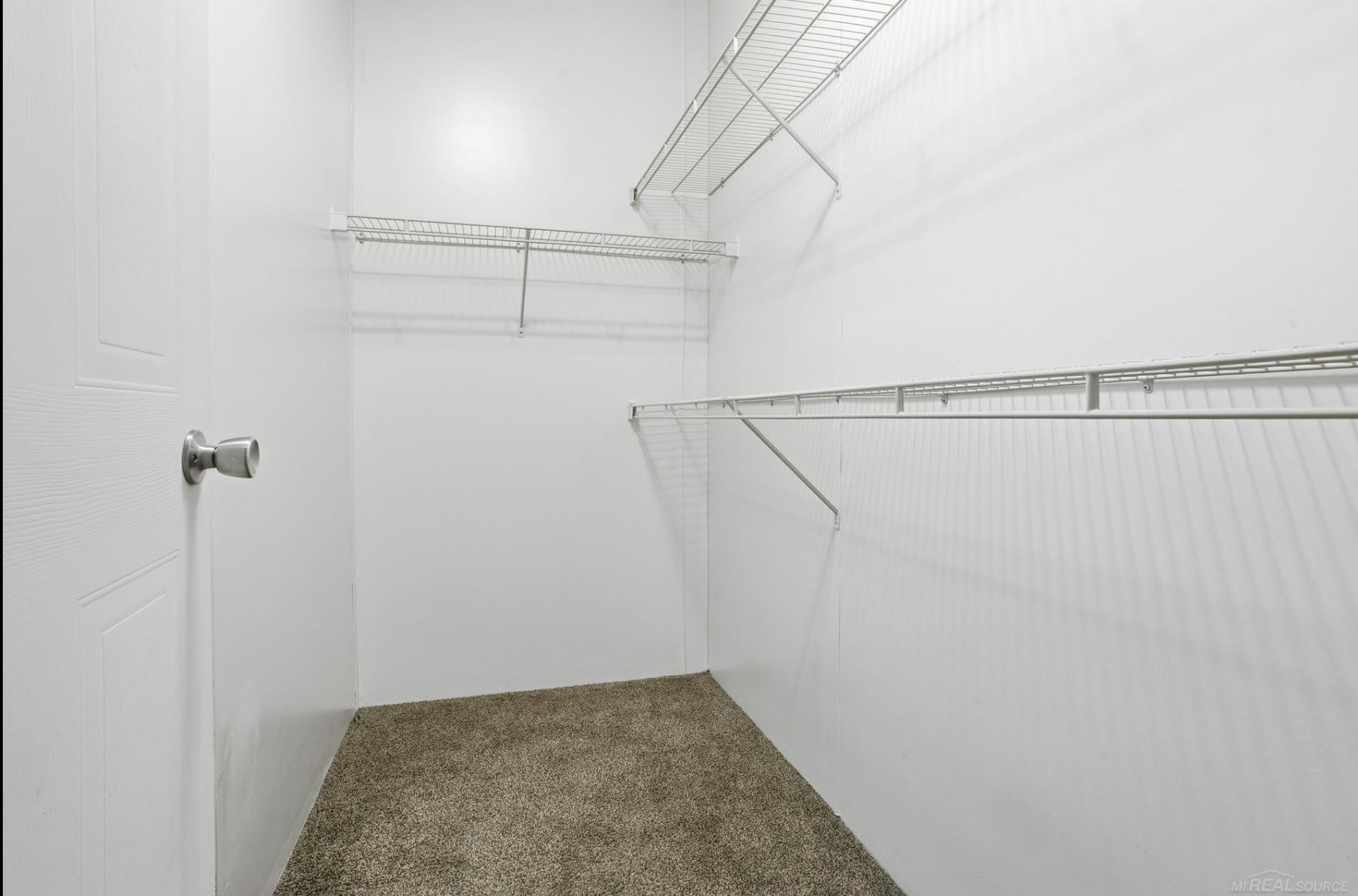 1105 Forest Lane, MI — Photo 22