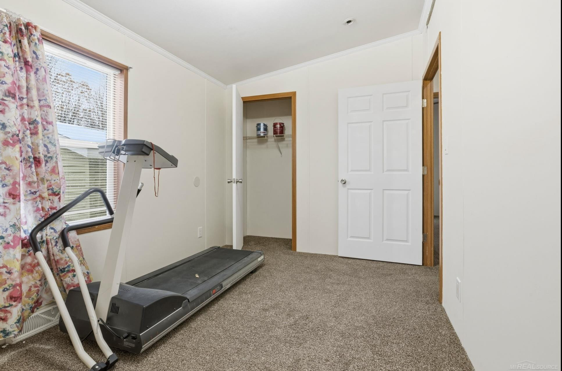1105 Forest Lane, MI — Photo 24