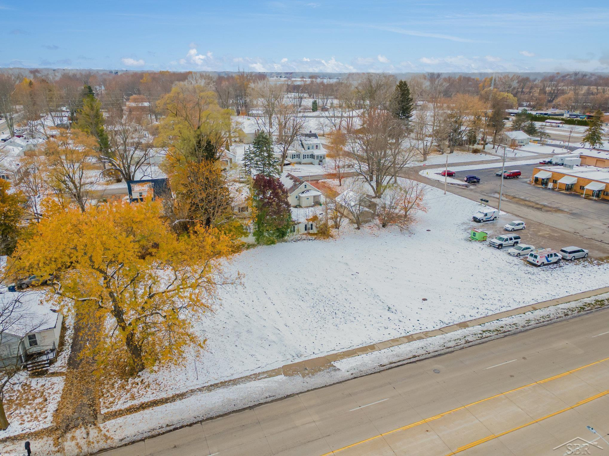 6250 DIXIE Highway, Bridgeport, MI 48722 — Photo 2