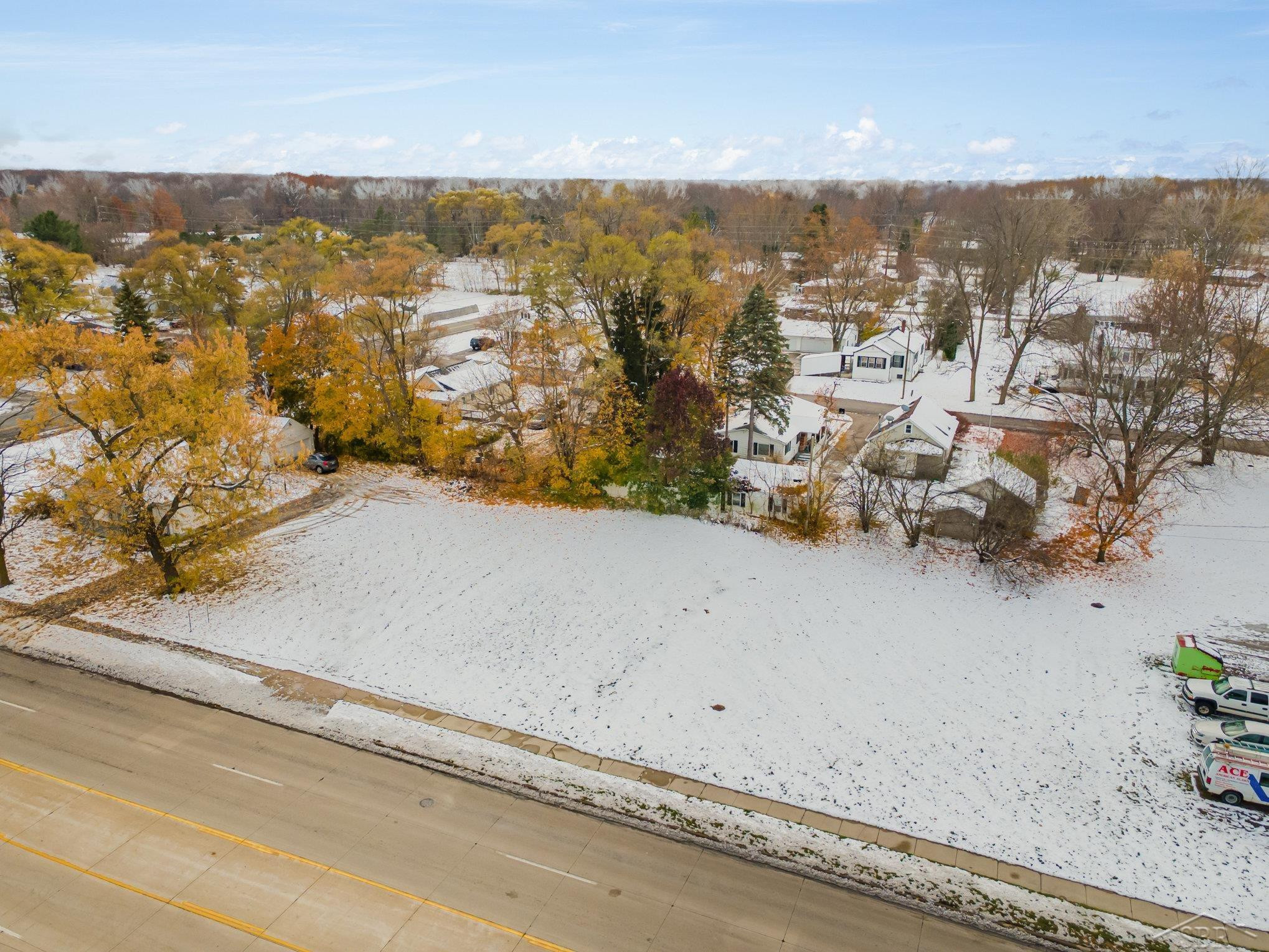 6250 DIXIE Highway, Bridgeport, MI 48722 — Photo 3