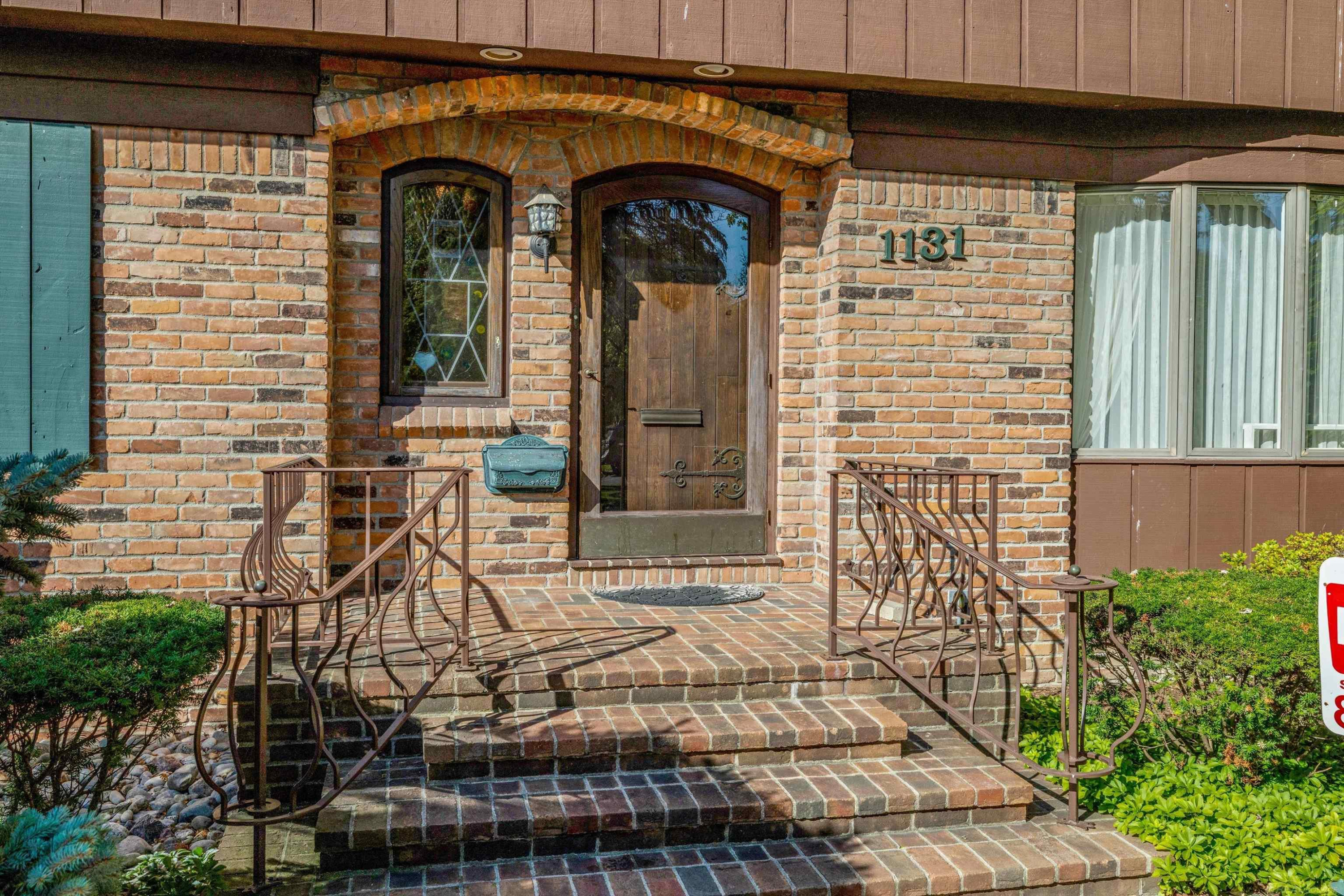 1131 Audubon Road, Grosse Pointe Park, MI 48230 — Photo 3