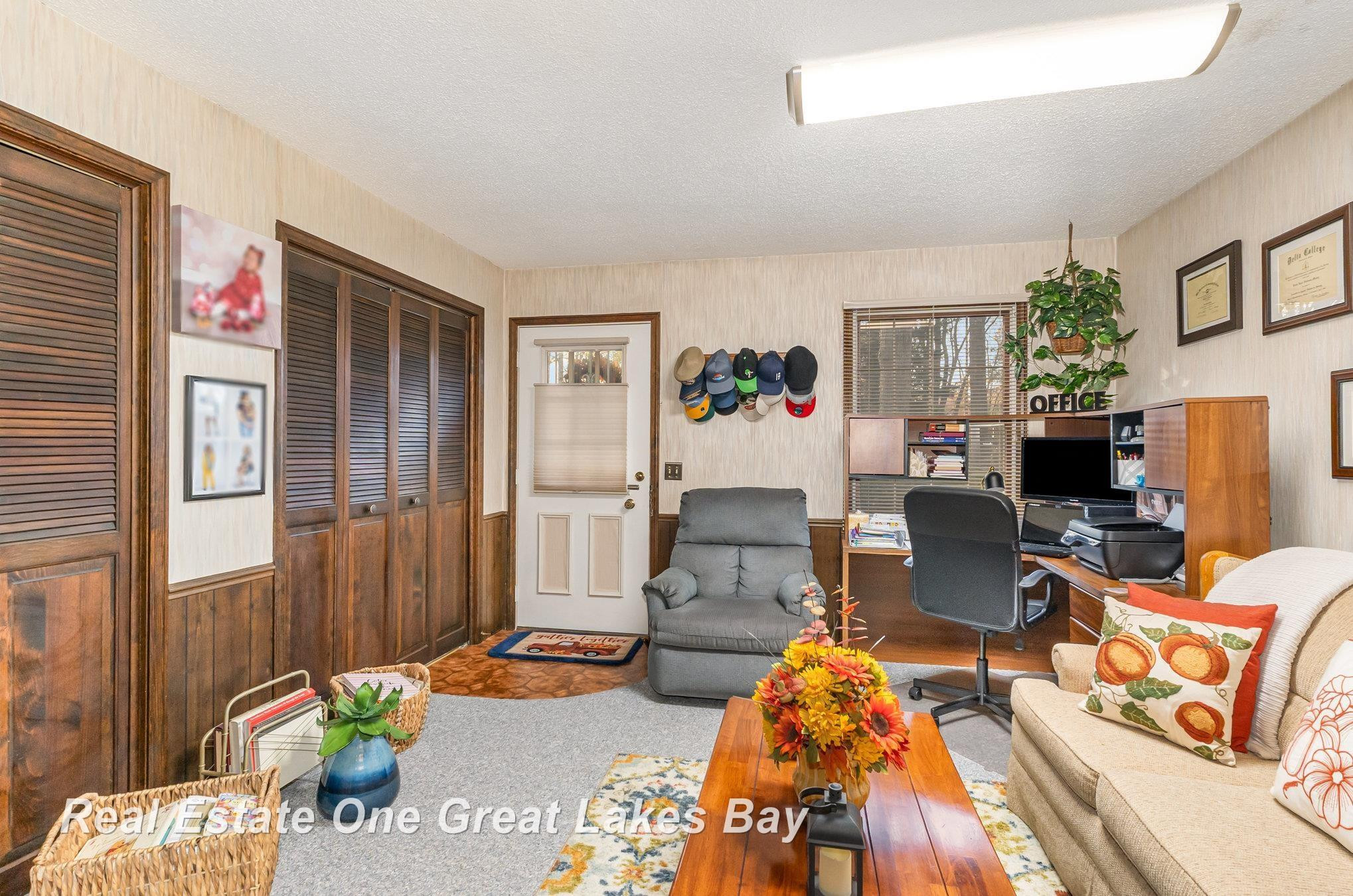3021 Vessy Drive, Saginaw, MI 48601 — Photo 17