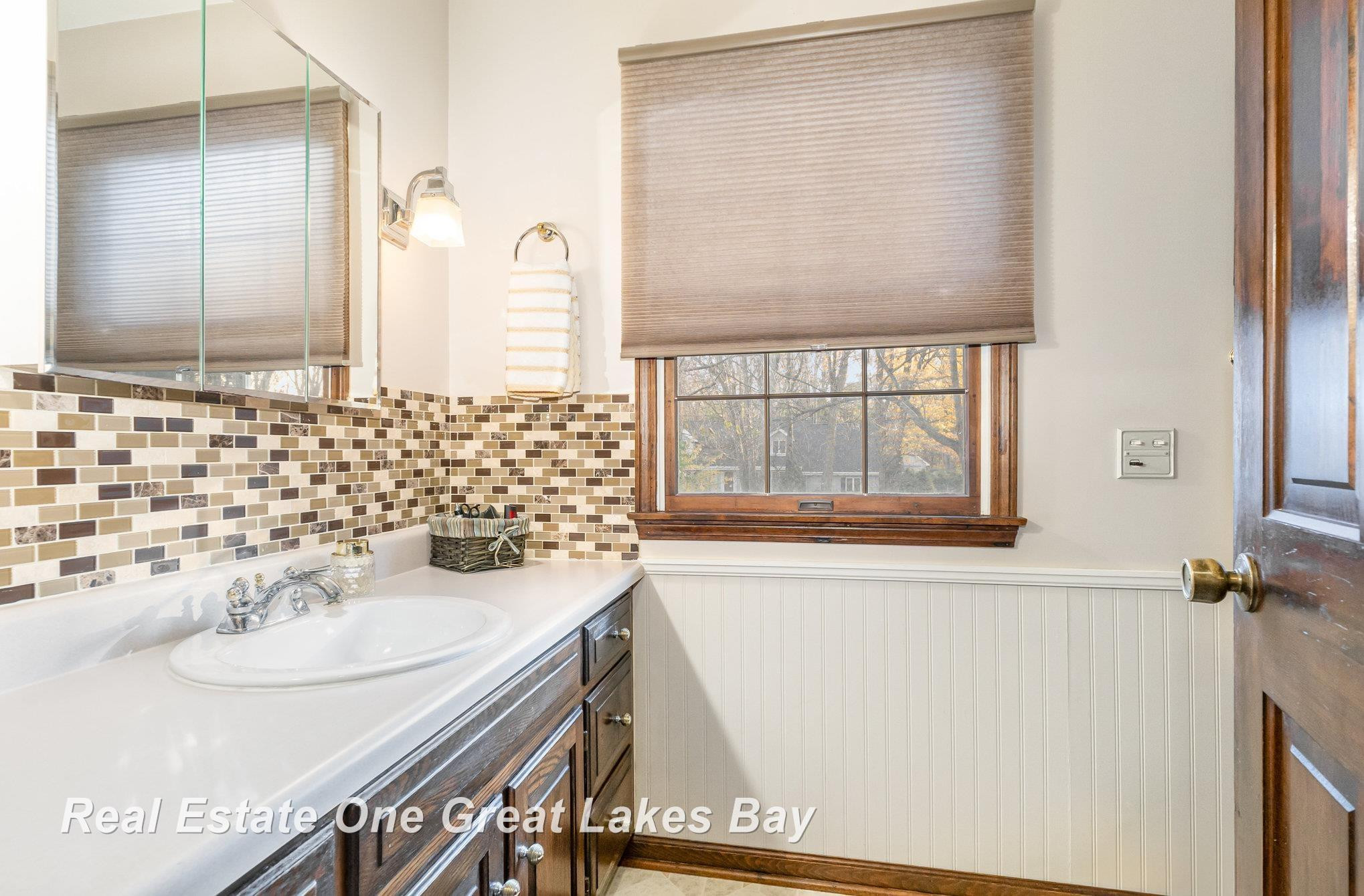 3021 Vessy Drive, Saginaw, MI 48601 — Photo 30