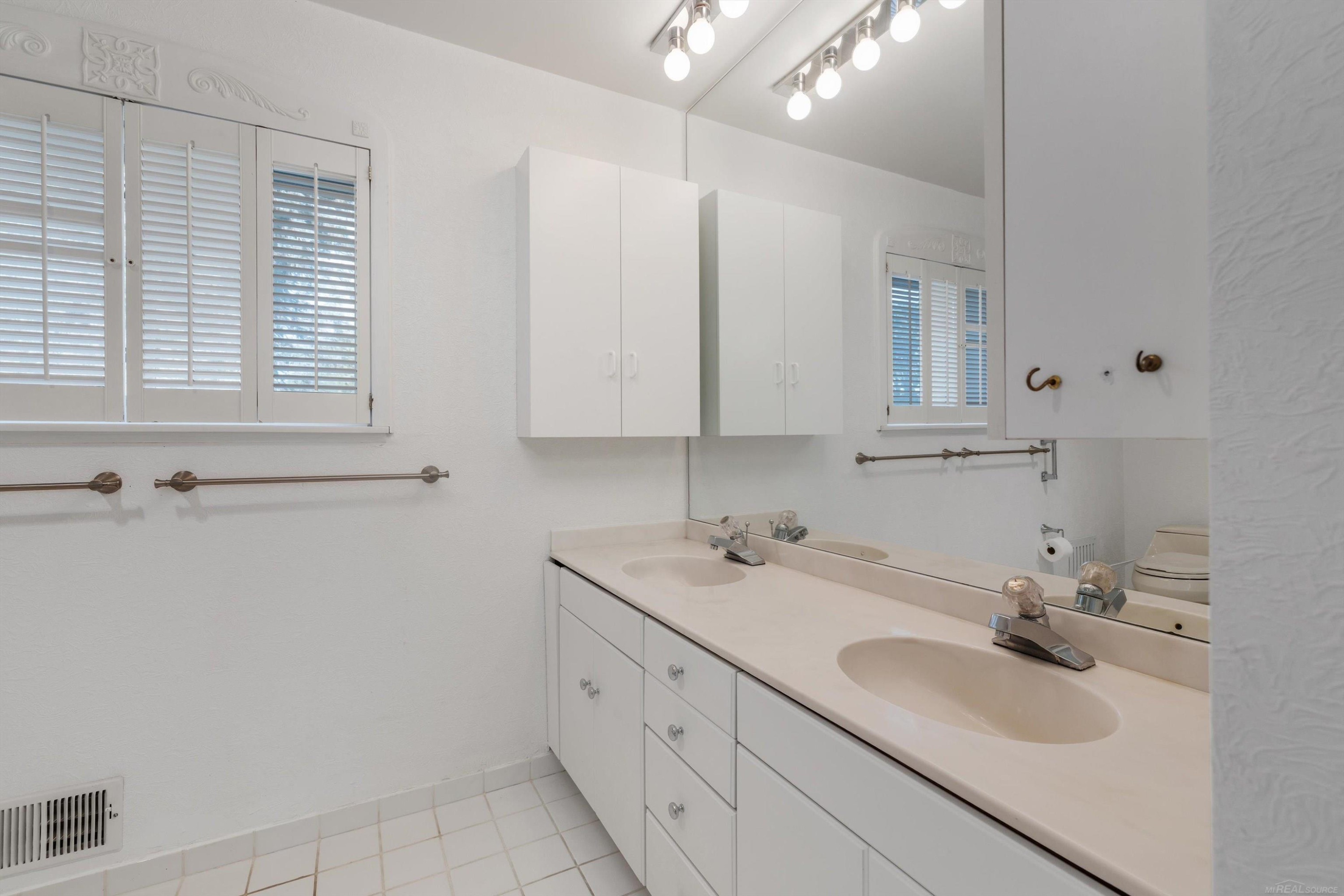 1131 Audubon Road, Grosse Pointe Park, MI 48230 — Photo 36