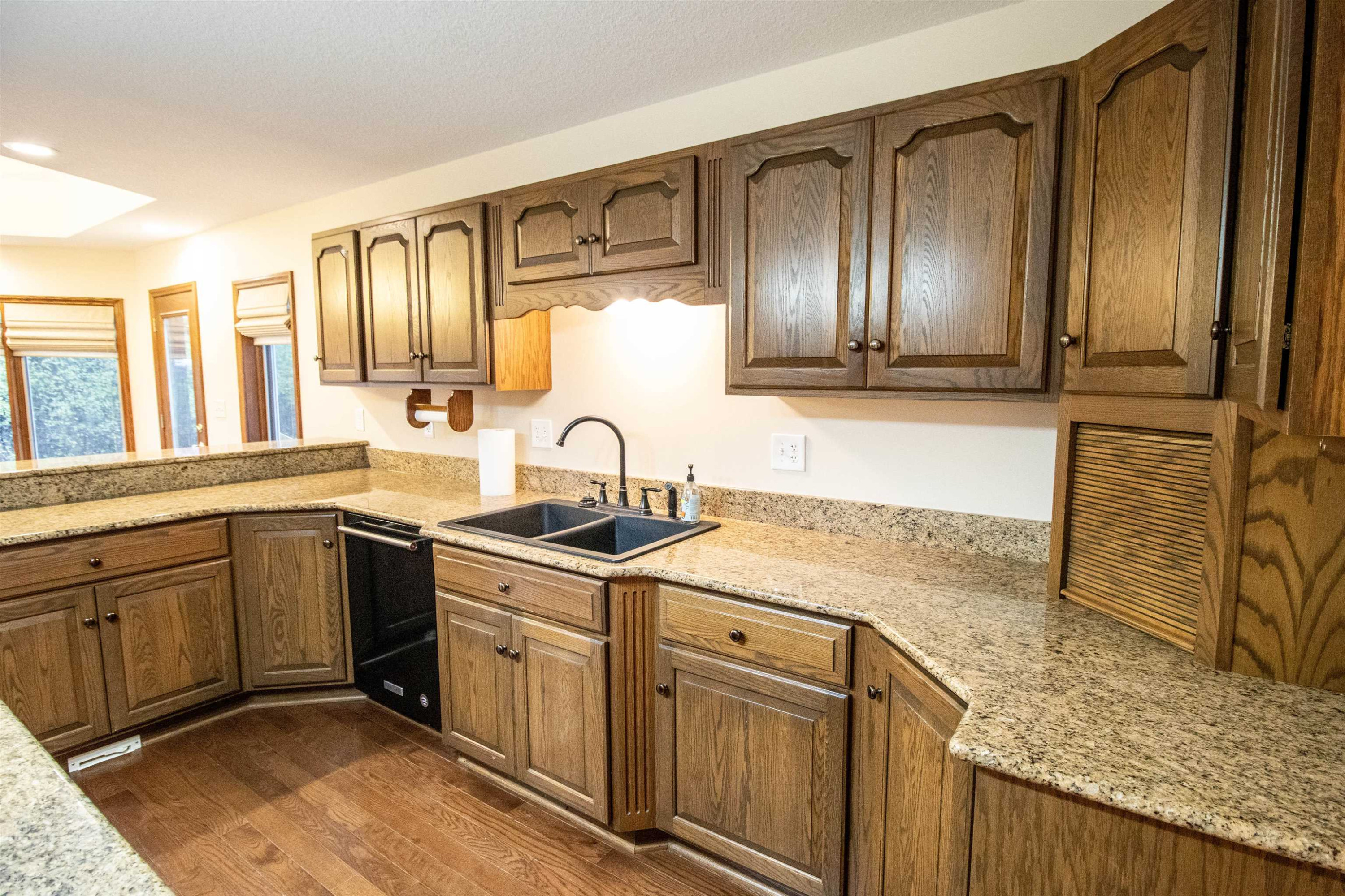 8364 Oak Ridge Drive, MI — Photo 7