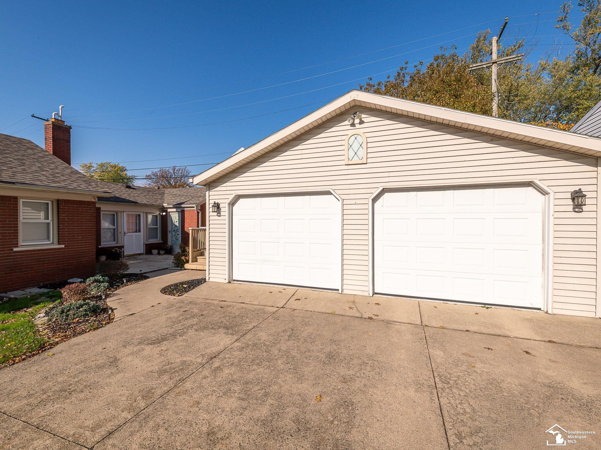 3211 Parkwood Street, Monroe, MI 48162 — Photo 4
