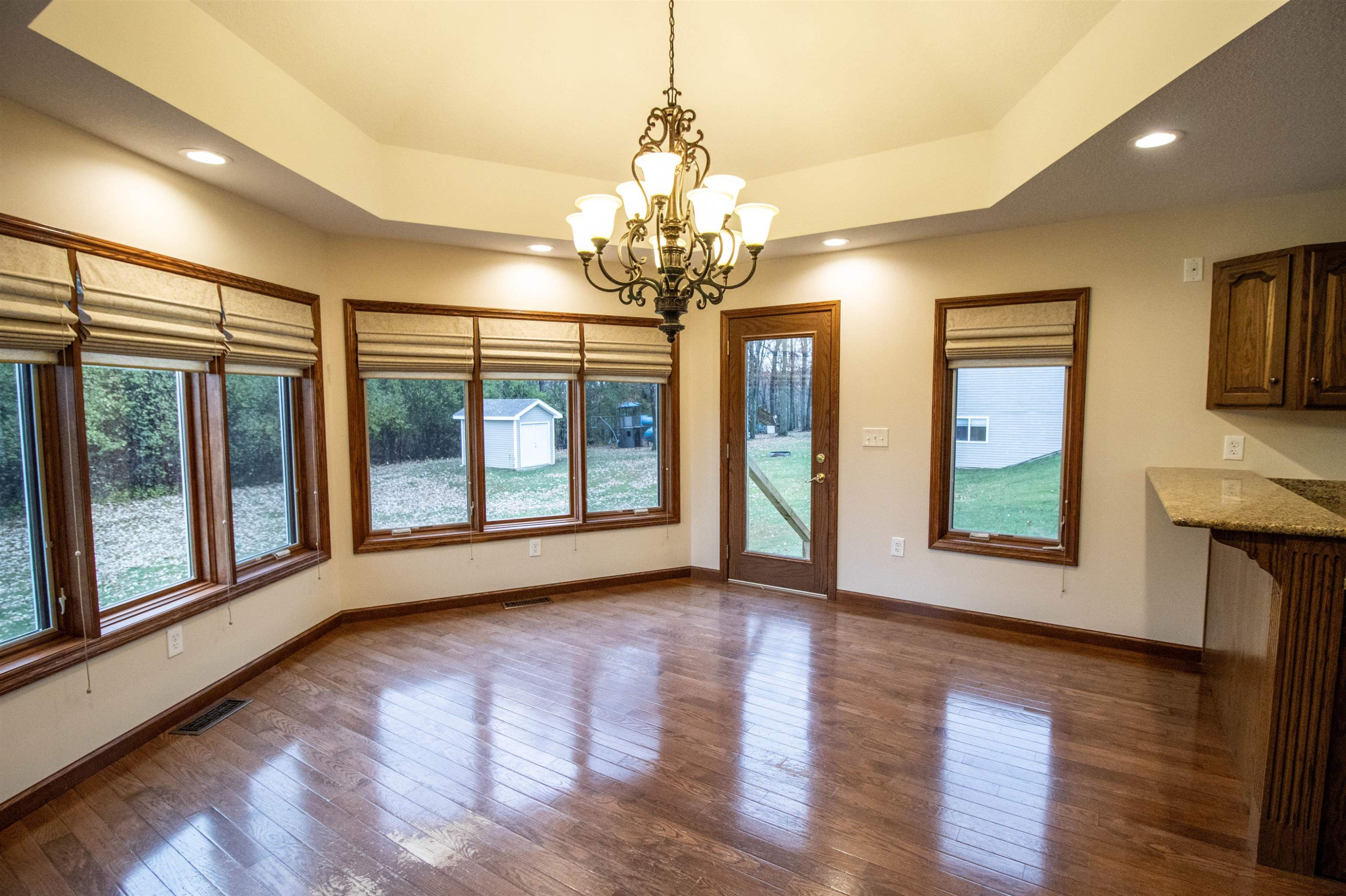 8364 Oak Ridge Drive, MI — Photo 14