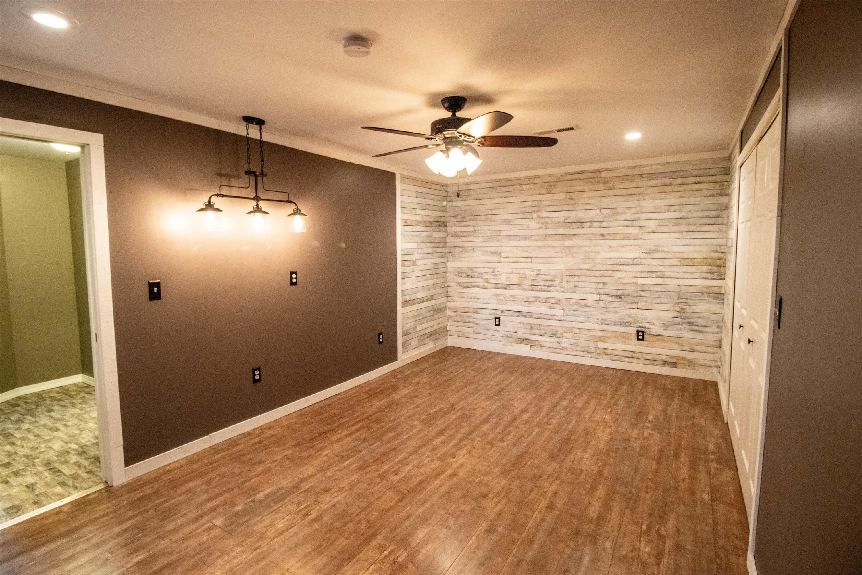 8364 Oak Ridge Drive, MI — Photo 43