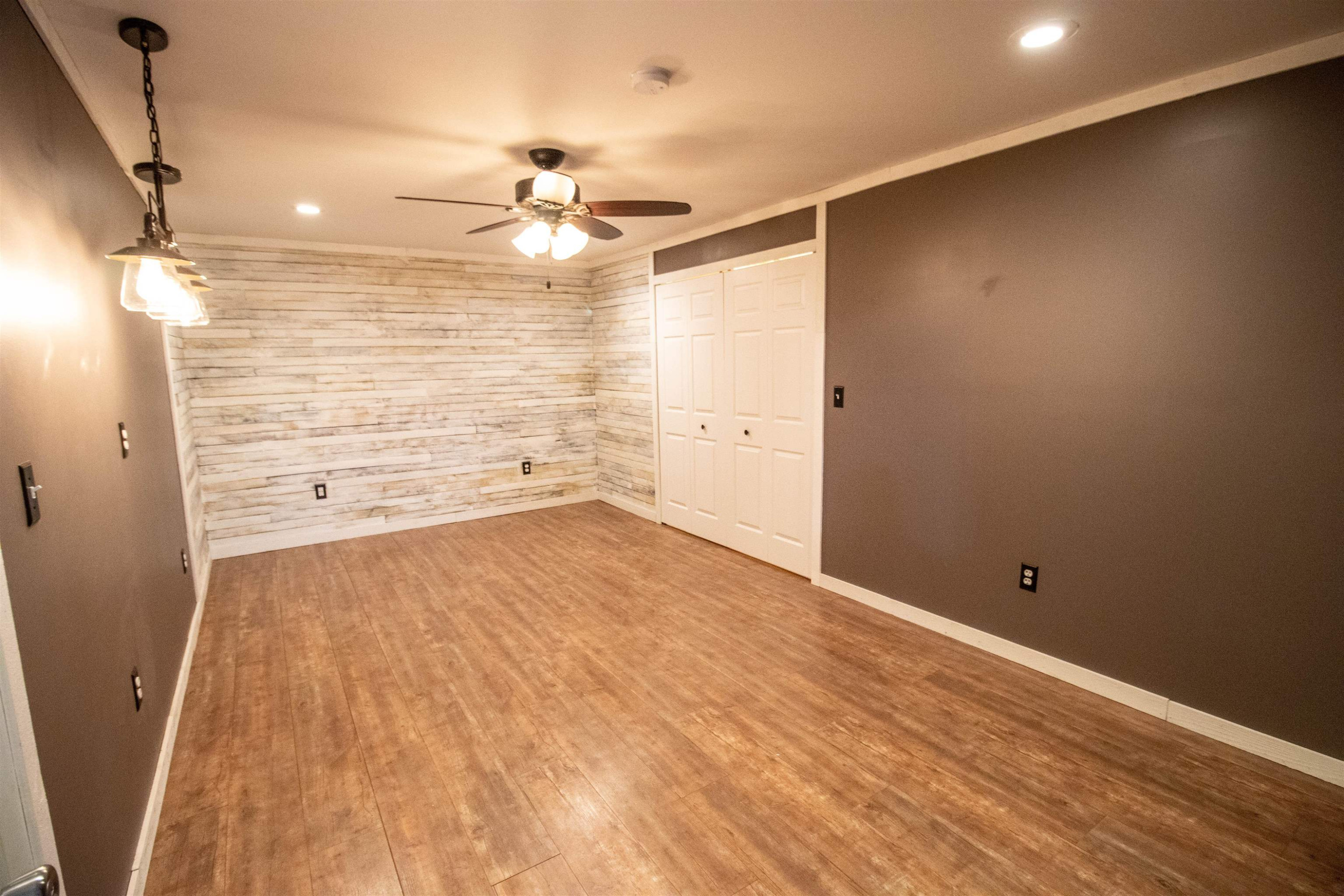 8364 Oak Ridge Drive, MI — Photo 44