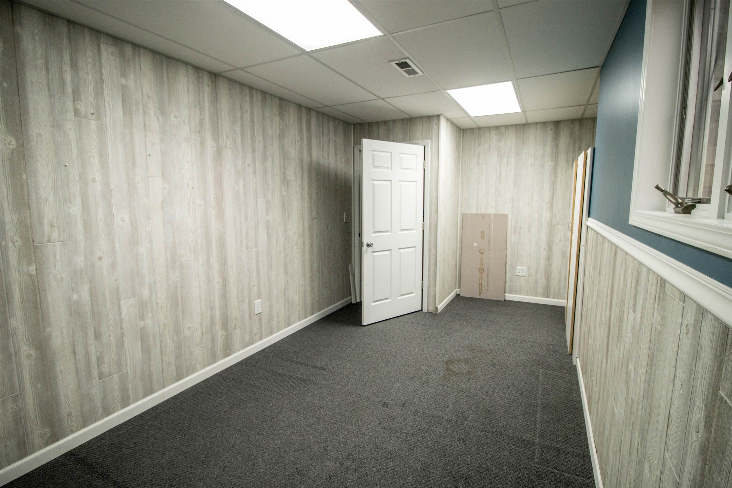 8364 Oak Ridge Drive, MI — Photo 49