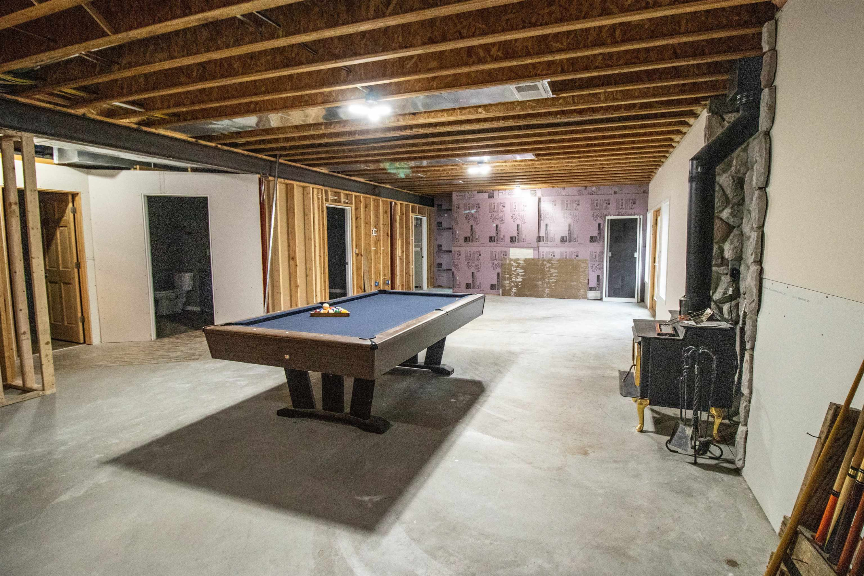 8364 Oak Ridge Drive, MI — Photo 51