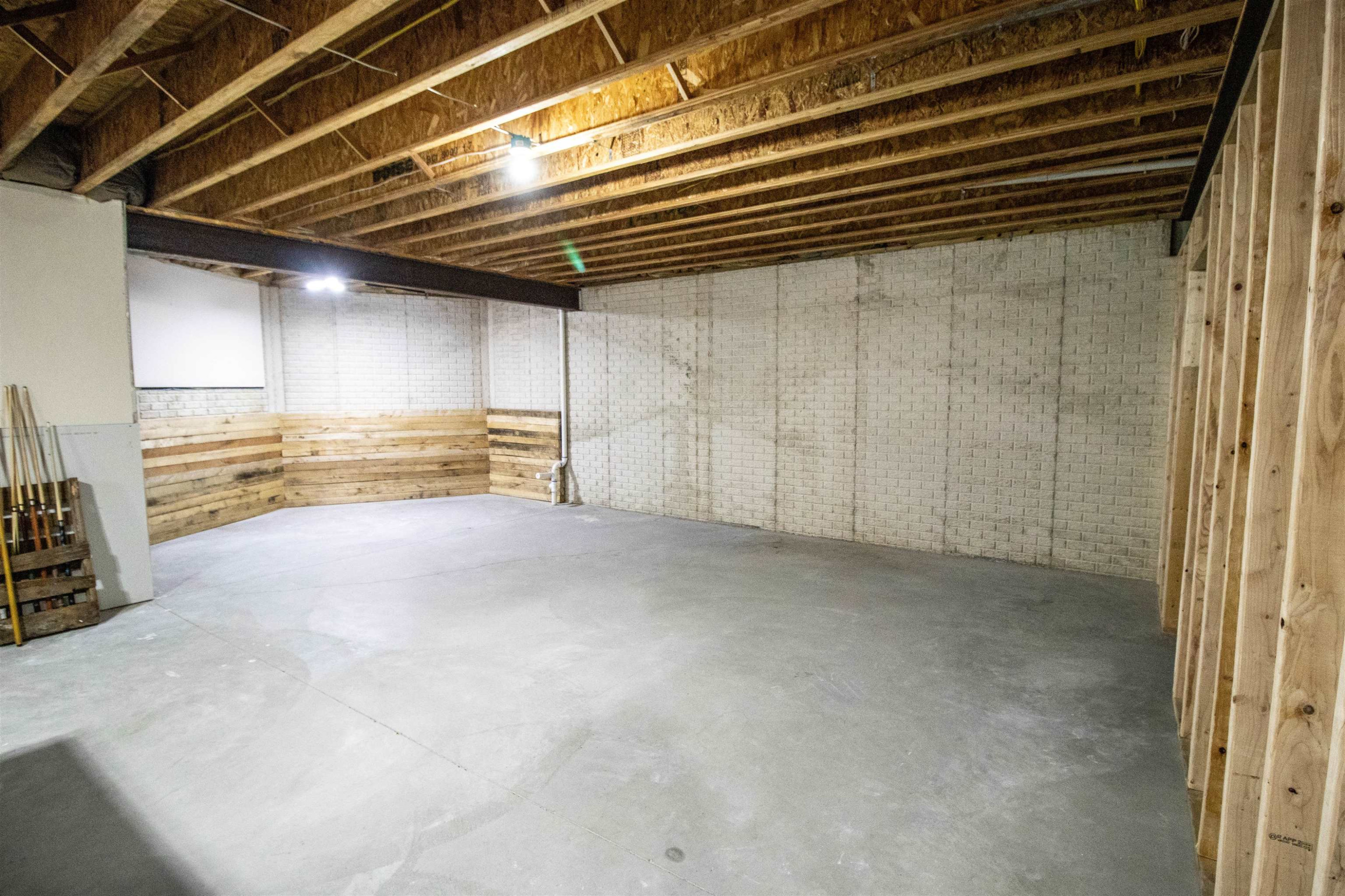 8364 Oak Ridge Drive, MI — Photo 52