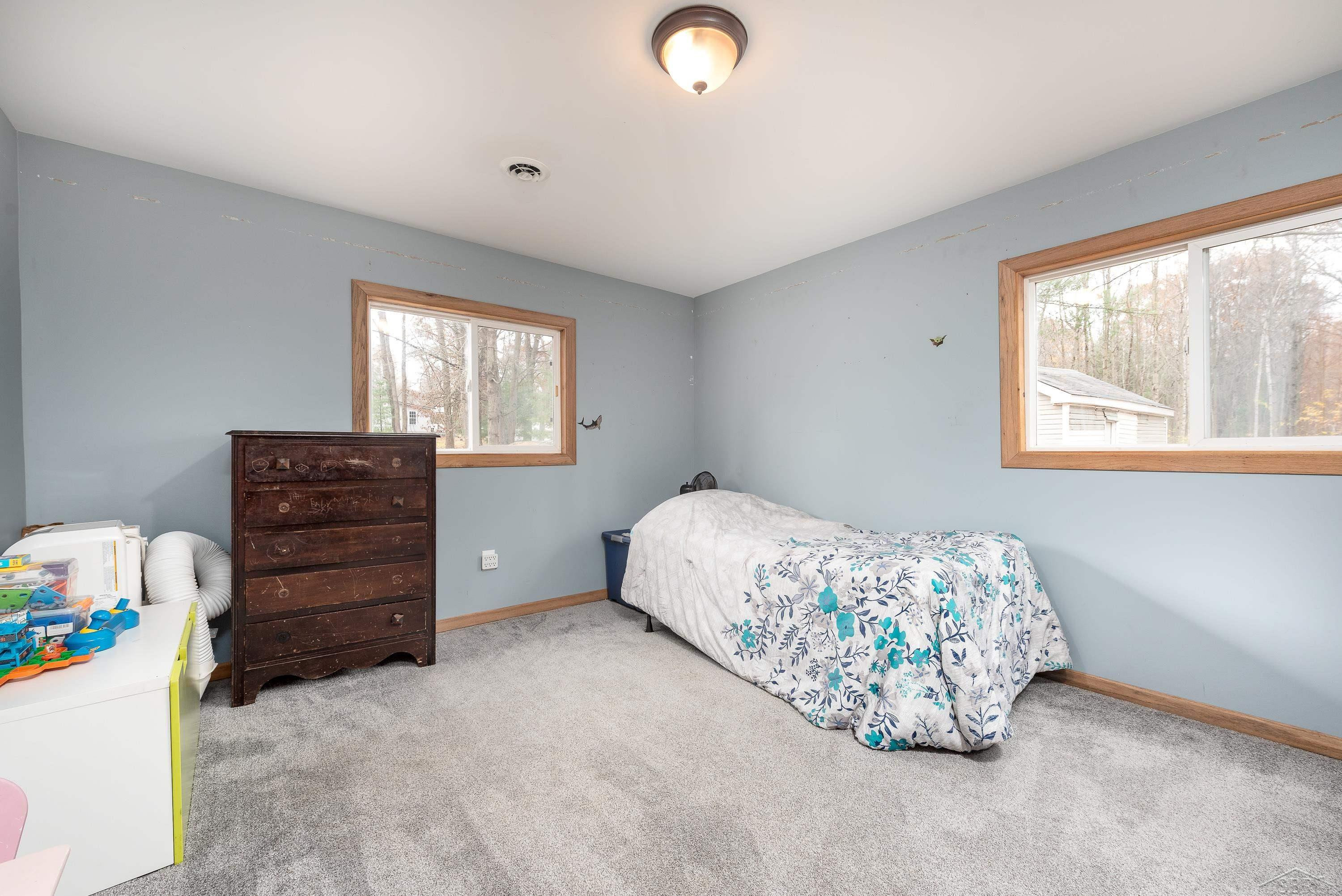 428 S 8 Mile Road, Midland, MI 48640 — Photo 16
