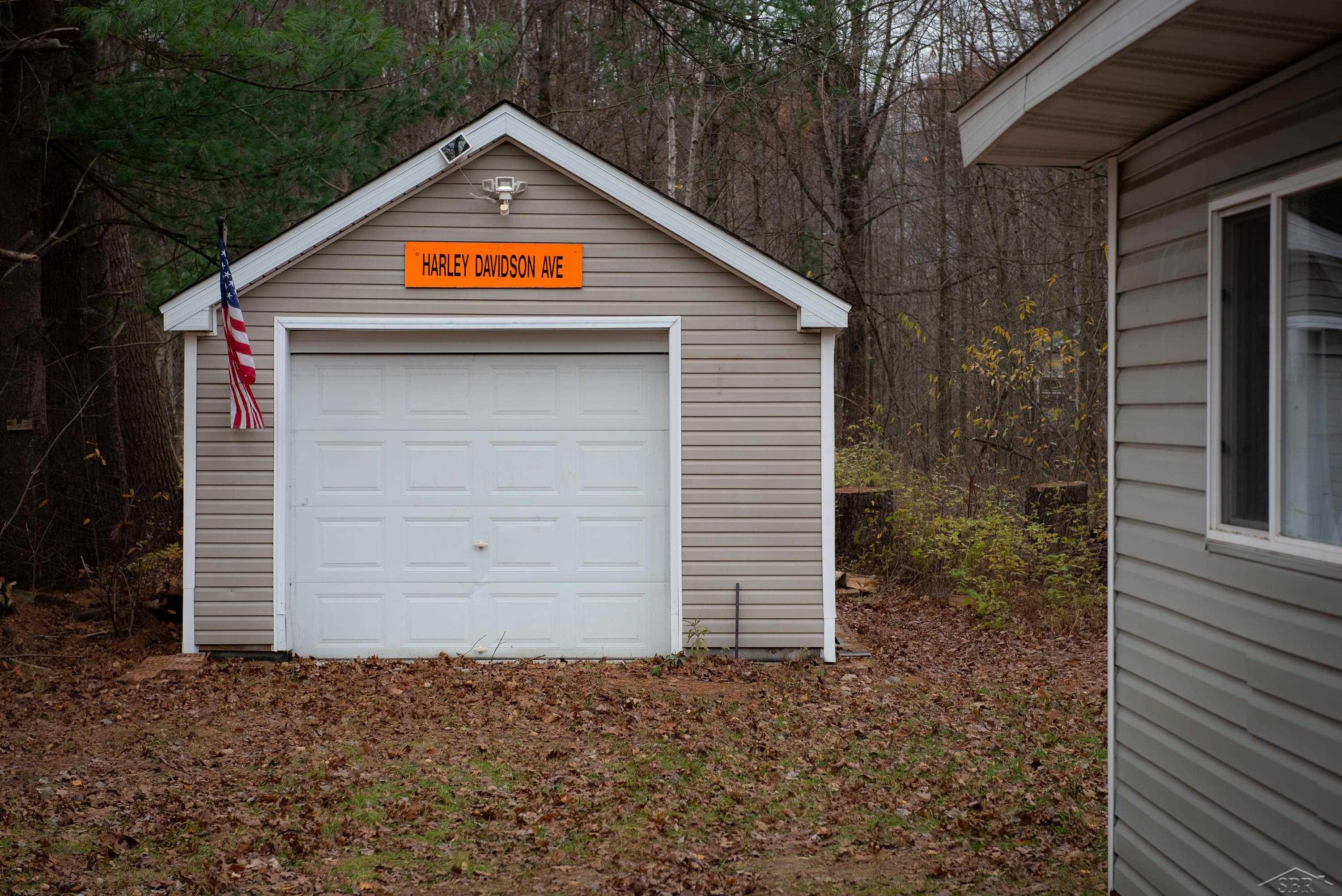 428 S 8 Mile Road, Midland, MI 48640 — Photo 27