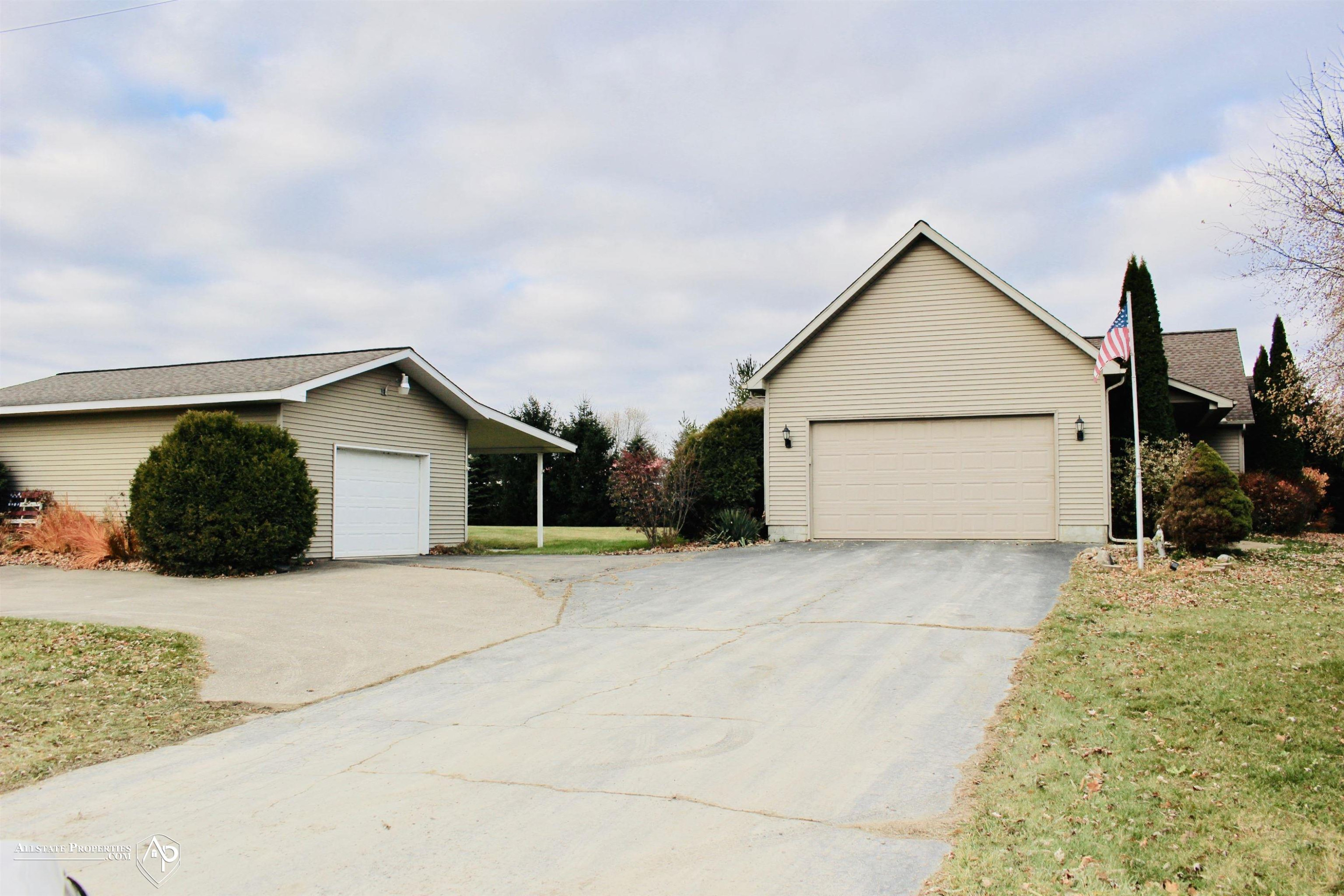 9503 Washburn Road, Columbiaville, MI 48421 — Photo 2