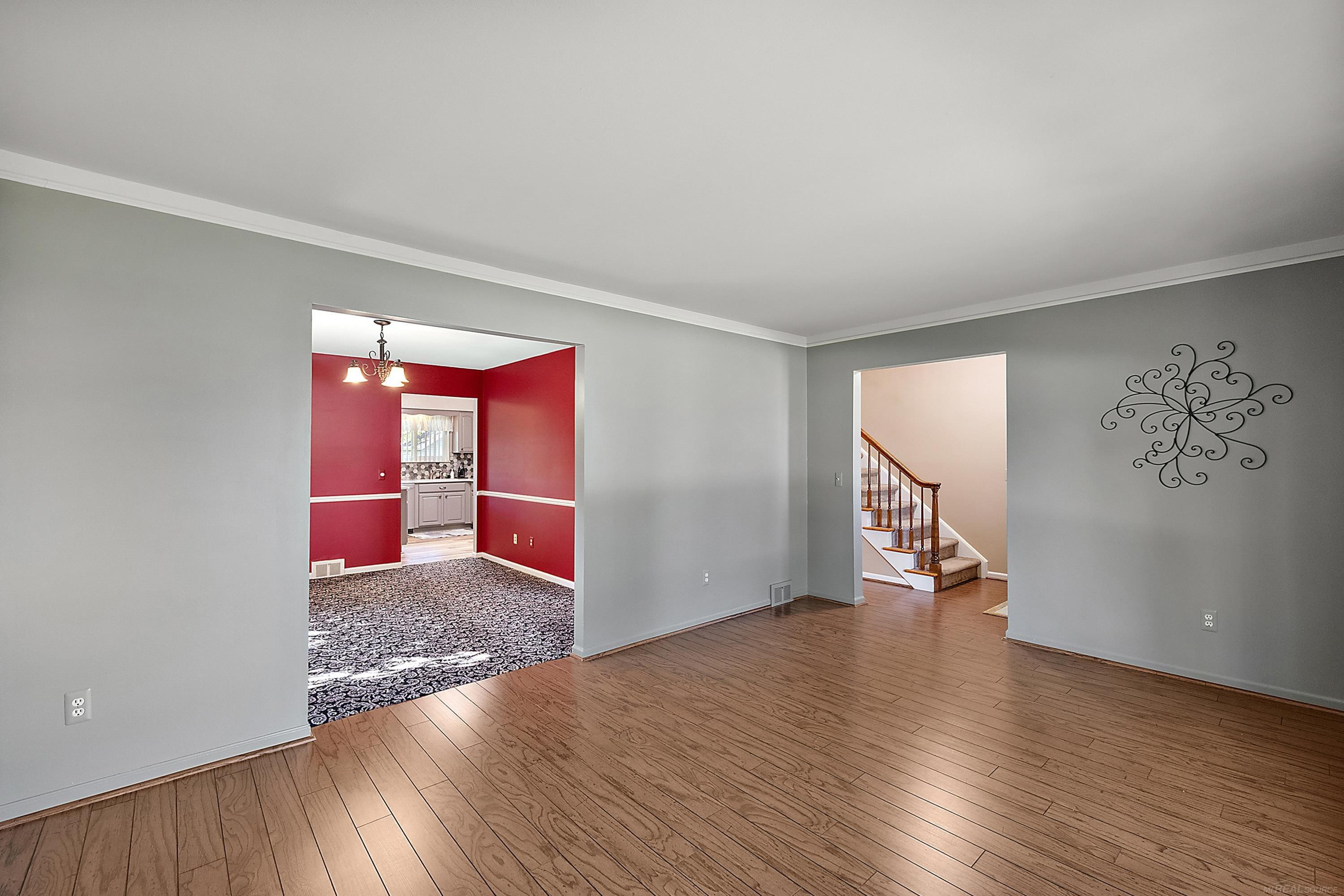 1050 Roslyn Road, Mount Clemens, MI 48043 — Photo 7