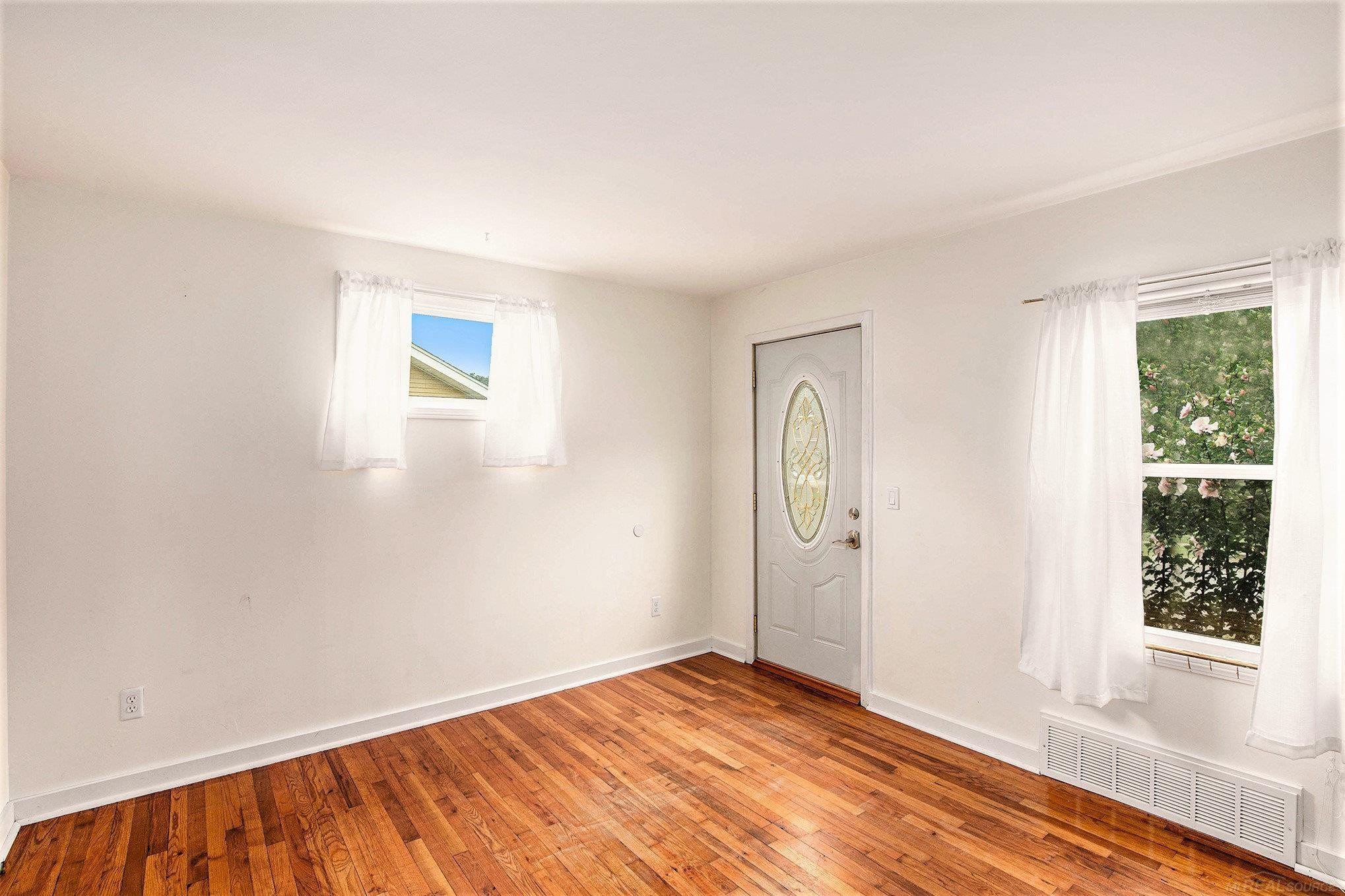 30755 Clark Street, New Haven, MI 48048 — Photo 4