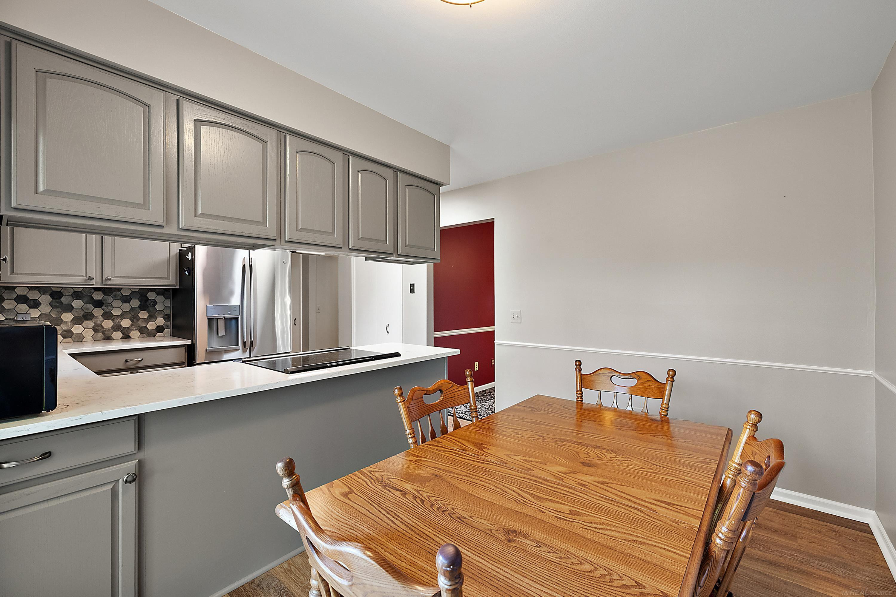 1050 Roslyn Road, Mount Clemens, MI 48043 — Photo 15
