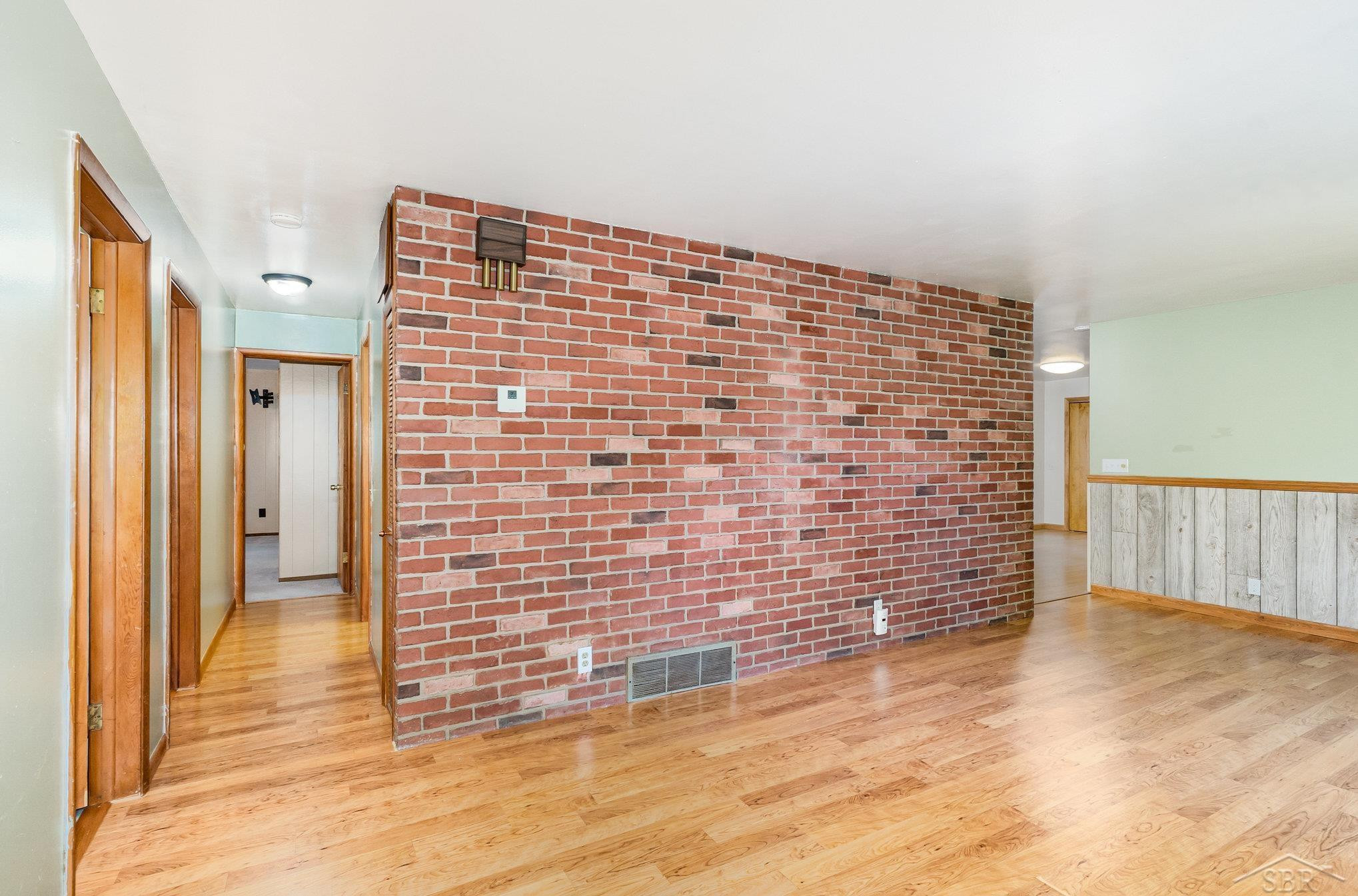 183 S Nine Mile Road, Midland, MI 48640 — Photo 4