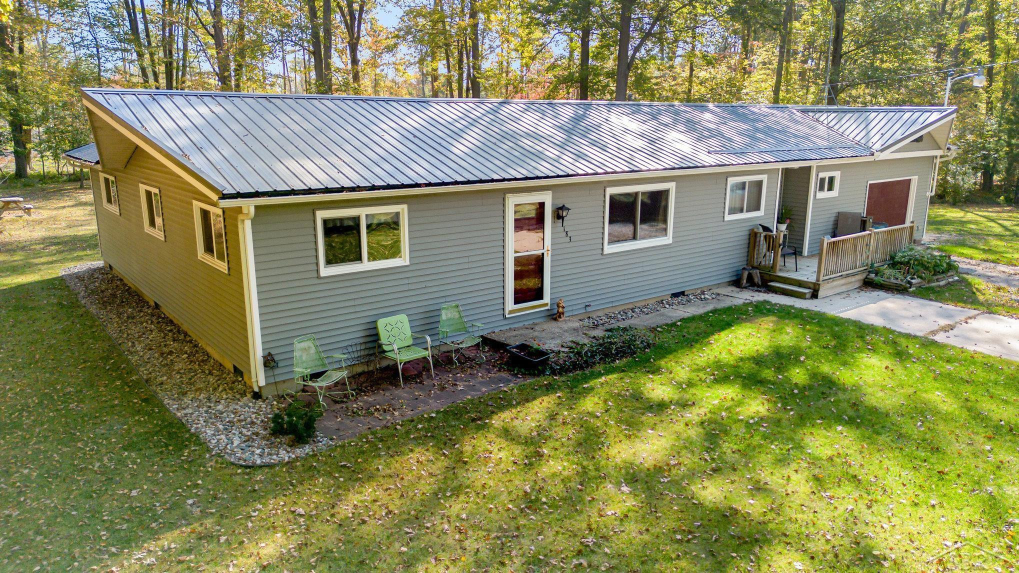 183 S Nine Mile Road, Midland, MI 48640 — Photo 23