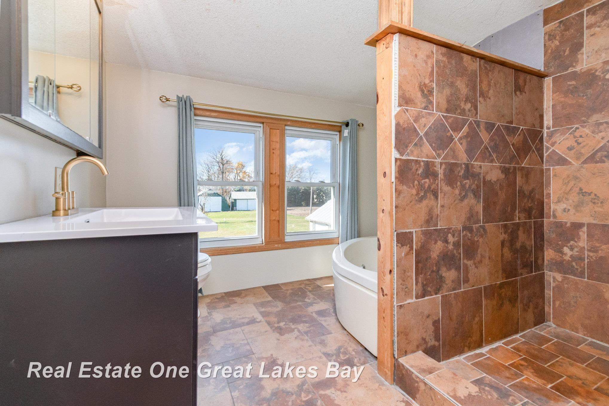 808 W Cody Estey Road, Pinconning, MI 48650 — Photo 18