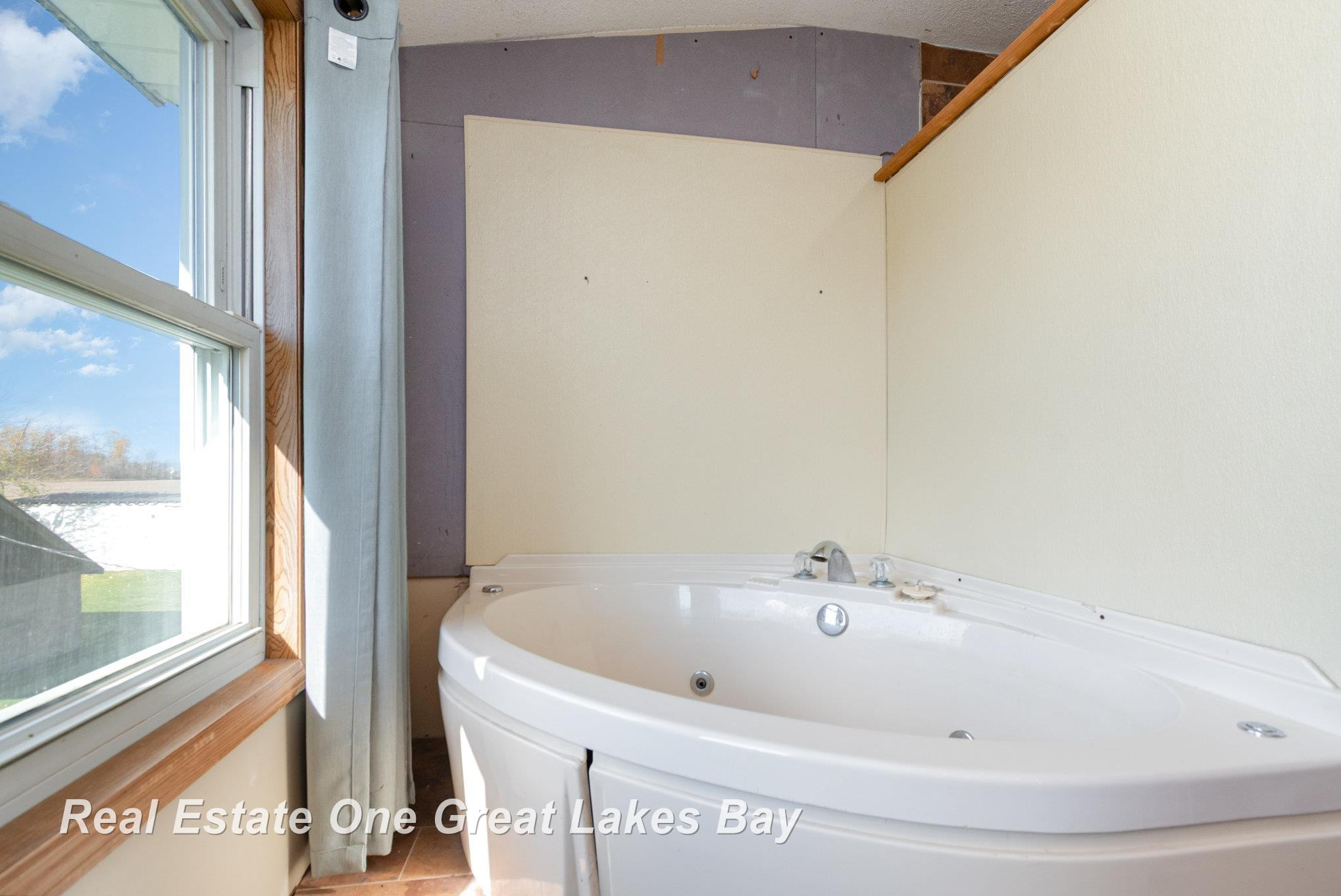 808 W Cody Estey Road, Pinconning, MI 48650 — Photo 19
