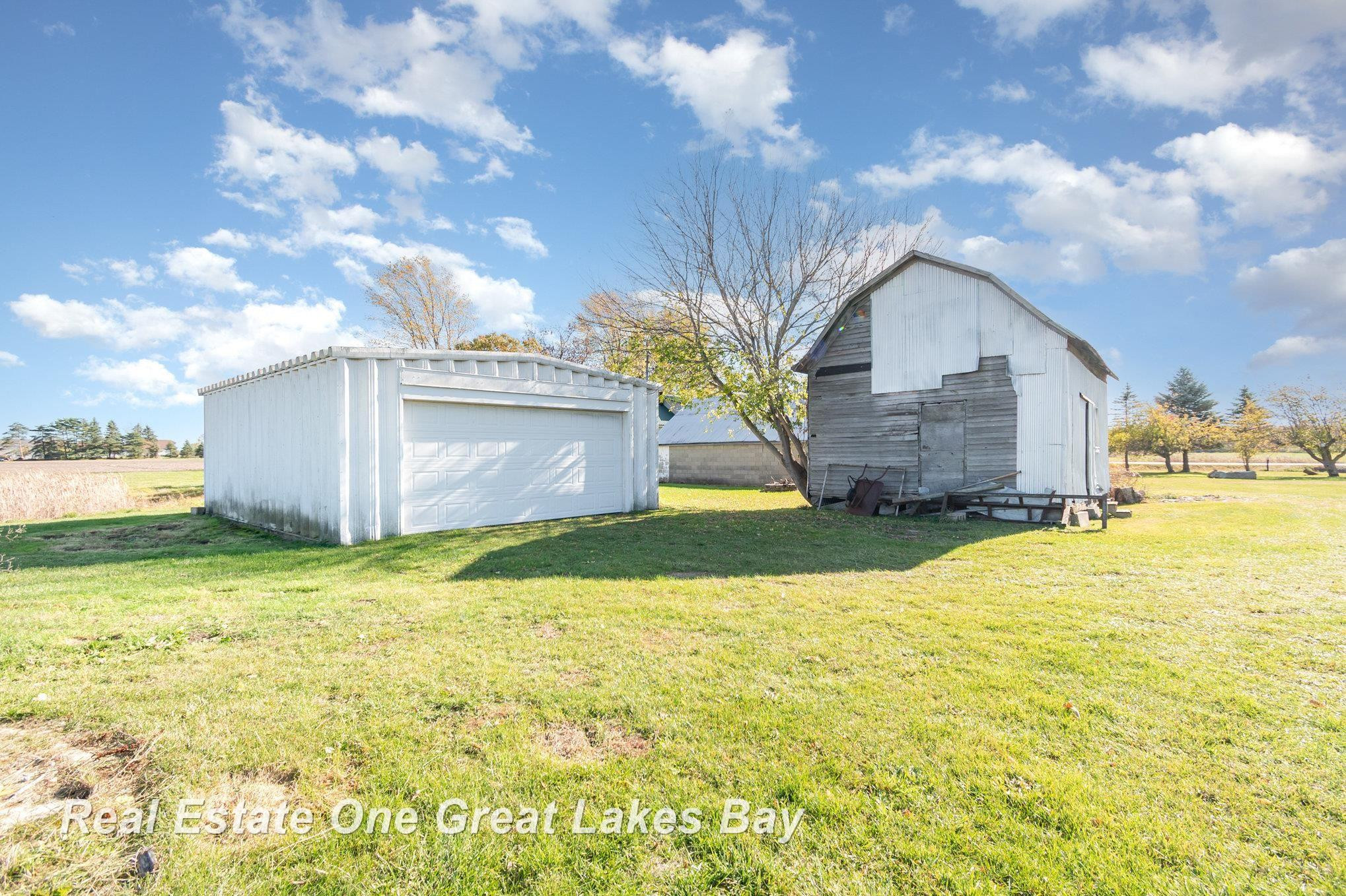 808 W Cody Estey Road, Pinconning, MI 48650 — Photo 26