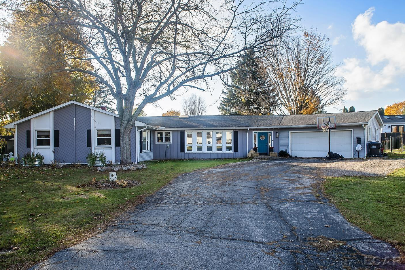 2892 Spielman Heights Drive, Adrian, MI 49221 — Photo 2