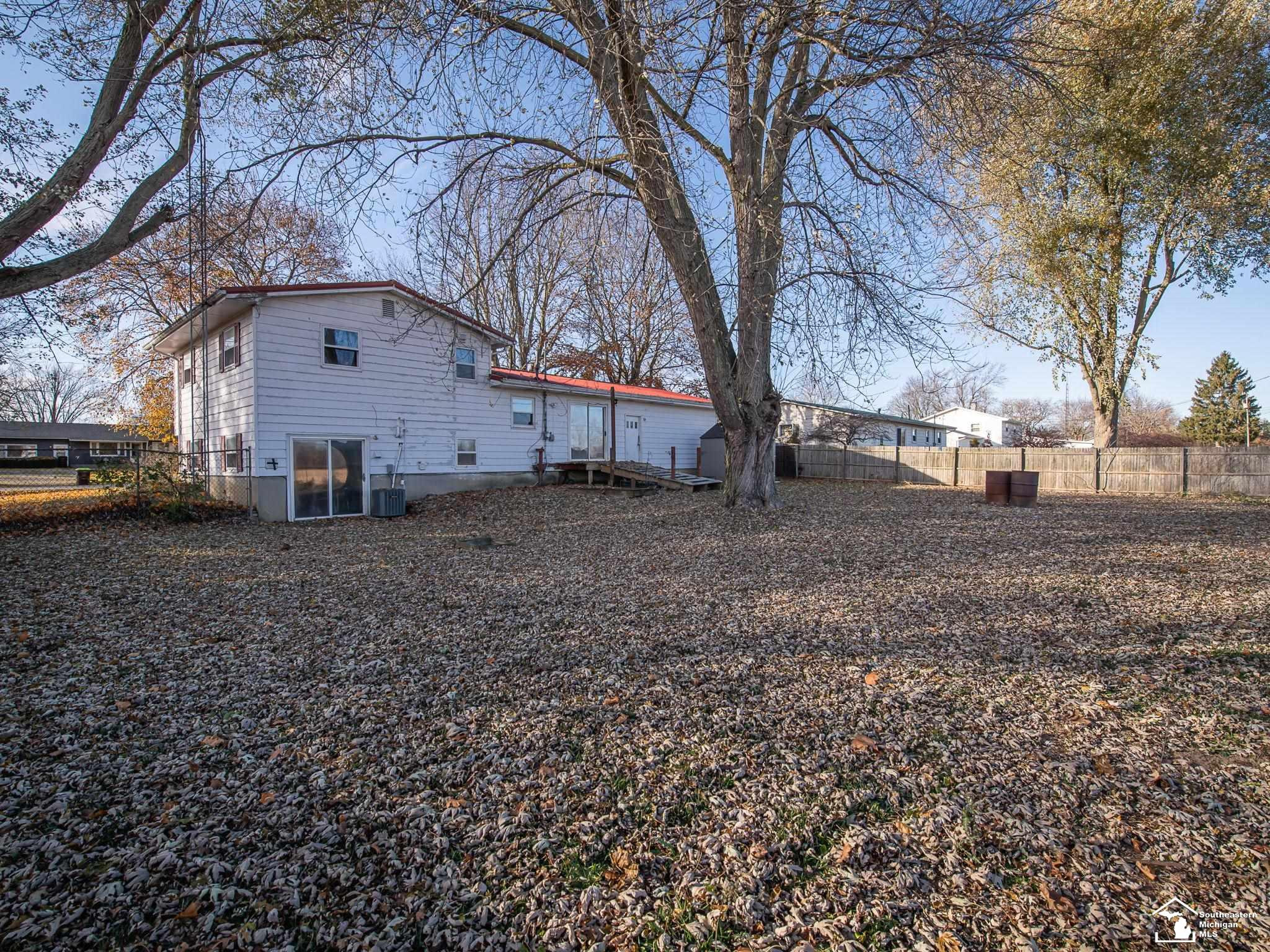 5679 Catawba Drive, Adrian, MI 49221 — Photo 29