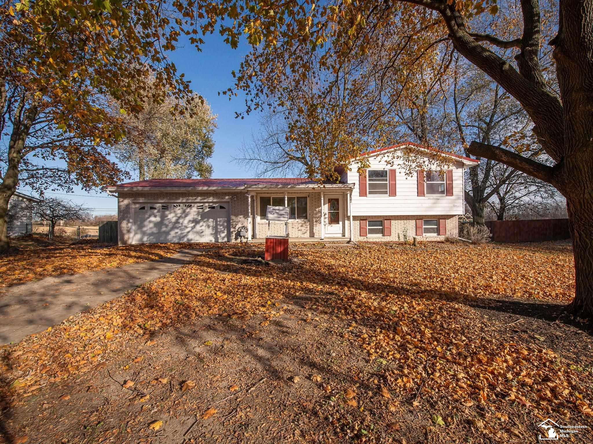 5679 Catawba Drive, Adrian, MI 49221 — Photo 33