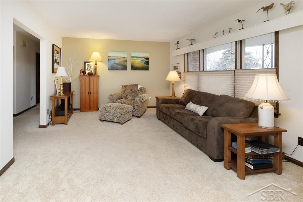 291 E Oak Street, Harrison, MI 48625 — Photo 7