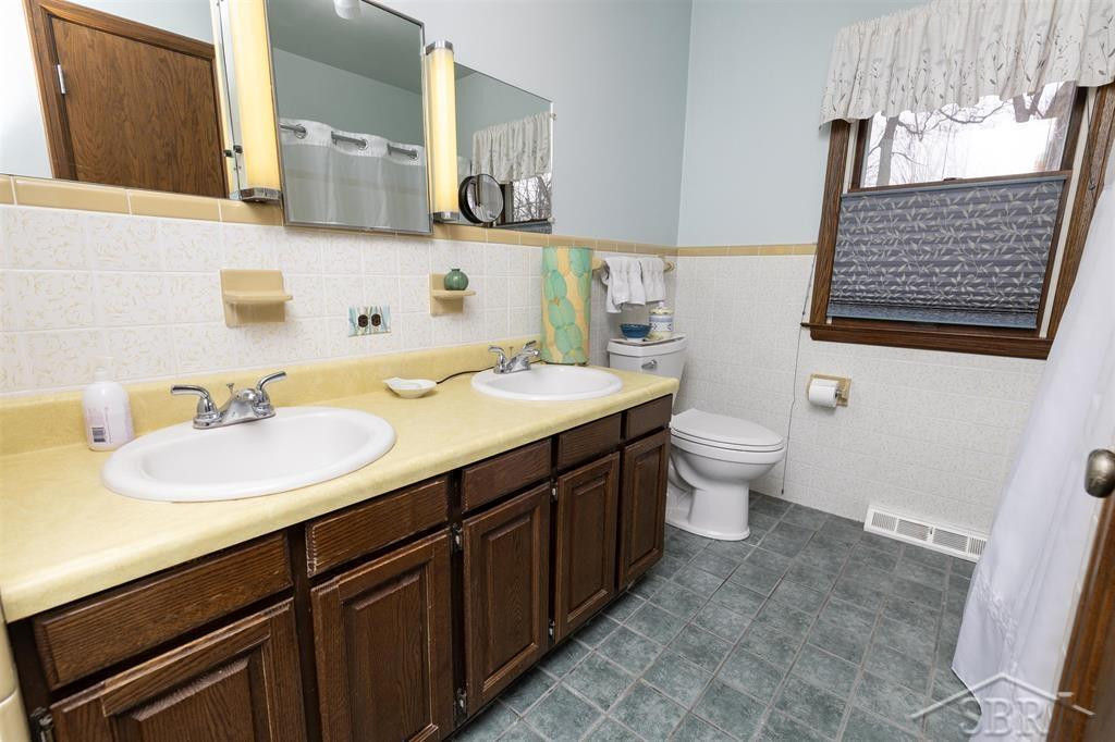 291 E Oak Street, Harrison, MI 48625 — Photo 13