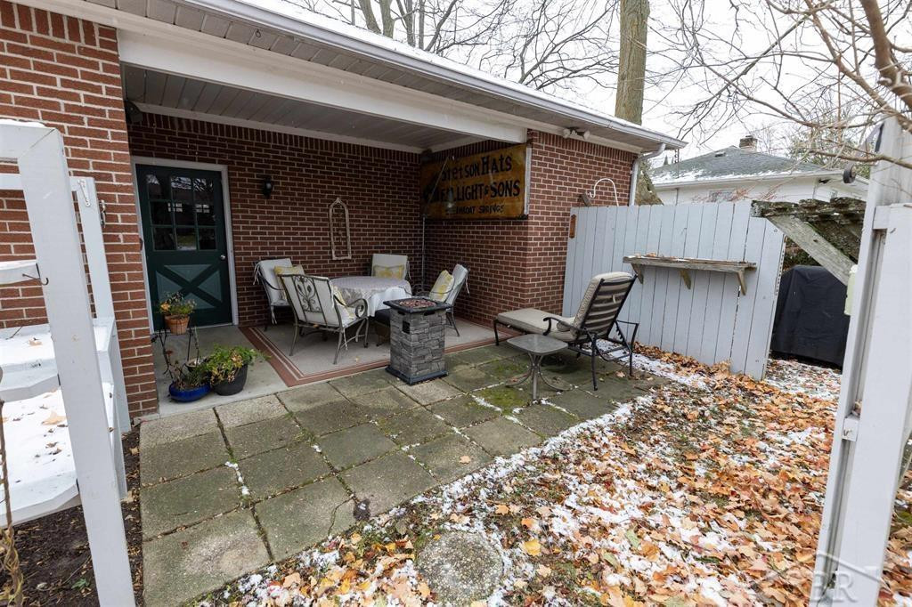 291 E Oak Street, Harrison, MI 48625 — Photo 20