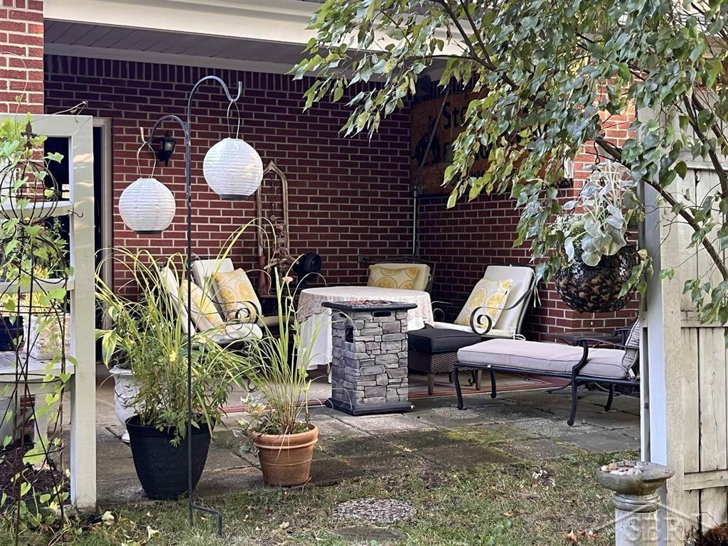 291 E Oak Street, Harrison, MI 48625 — Photo 21
