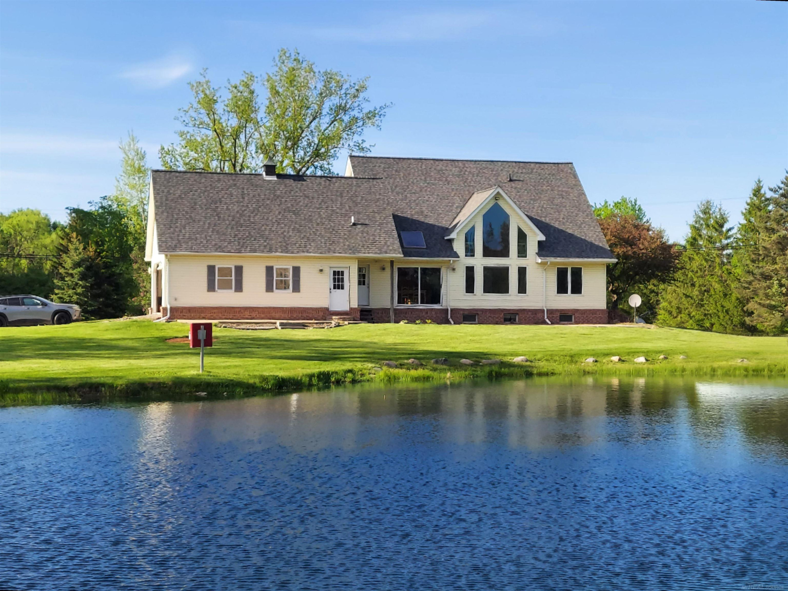18450 Pratt Road, MI — Photo 3
