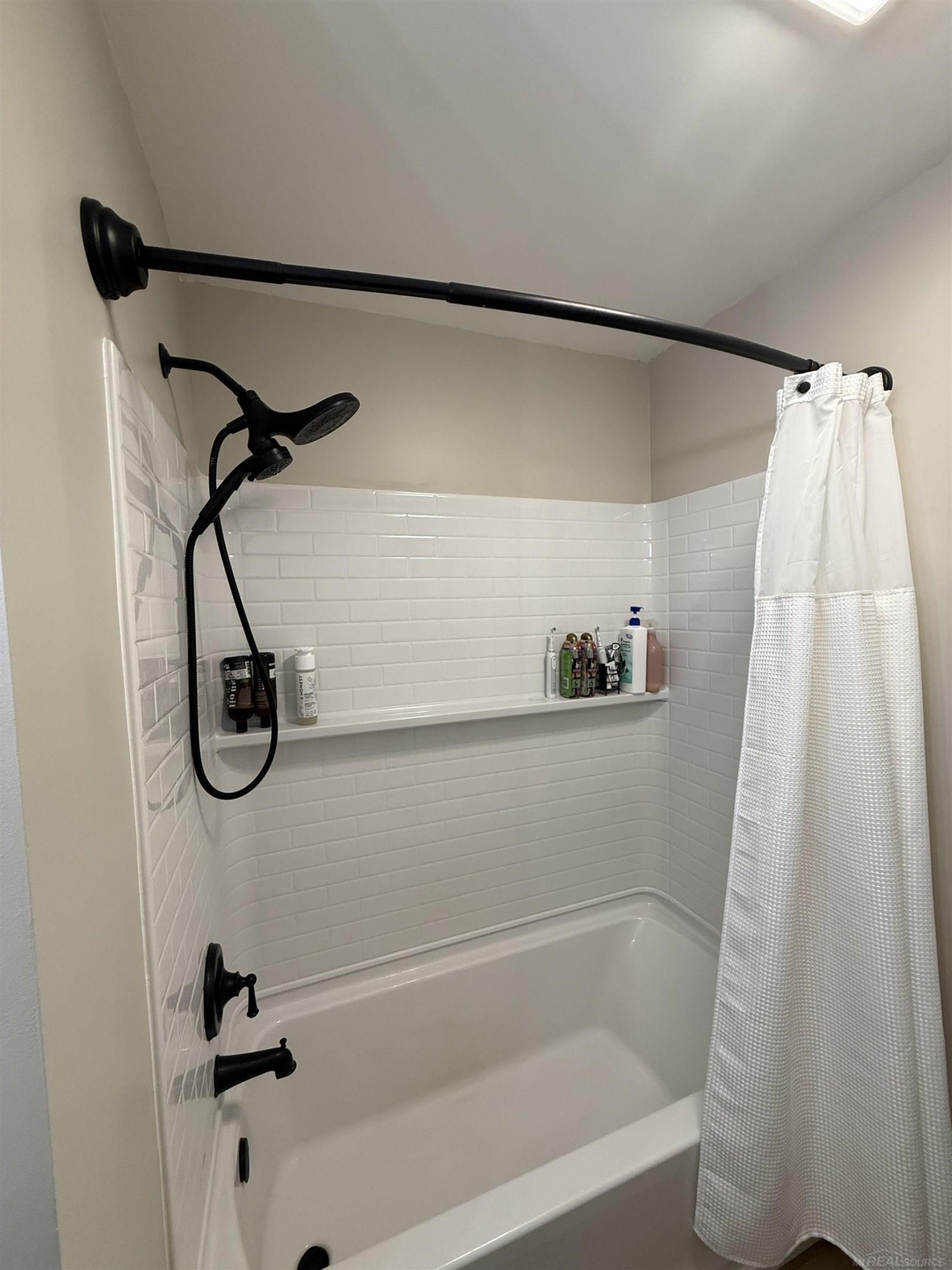 16888 Farmington Road, Livonia, MI 48154 — Photo 25