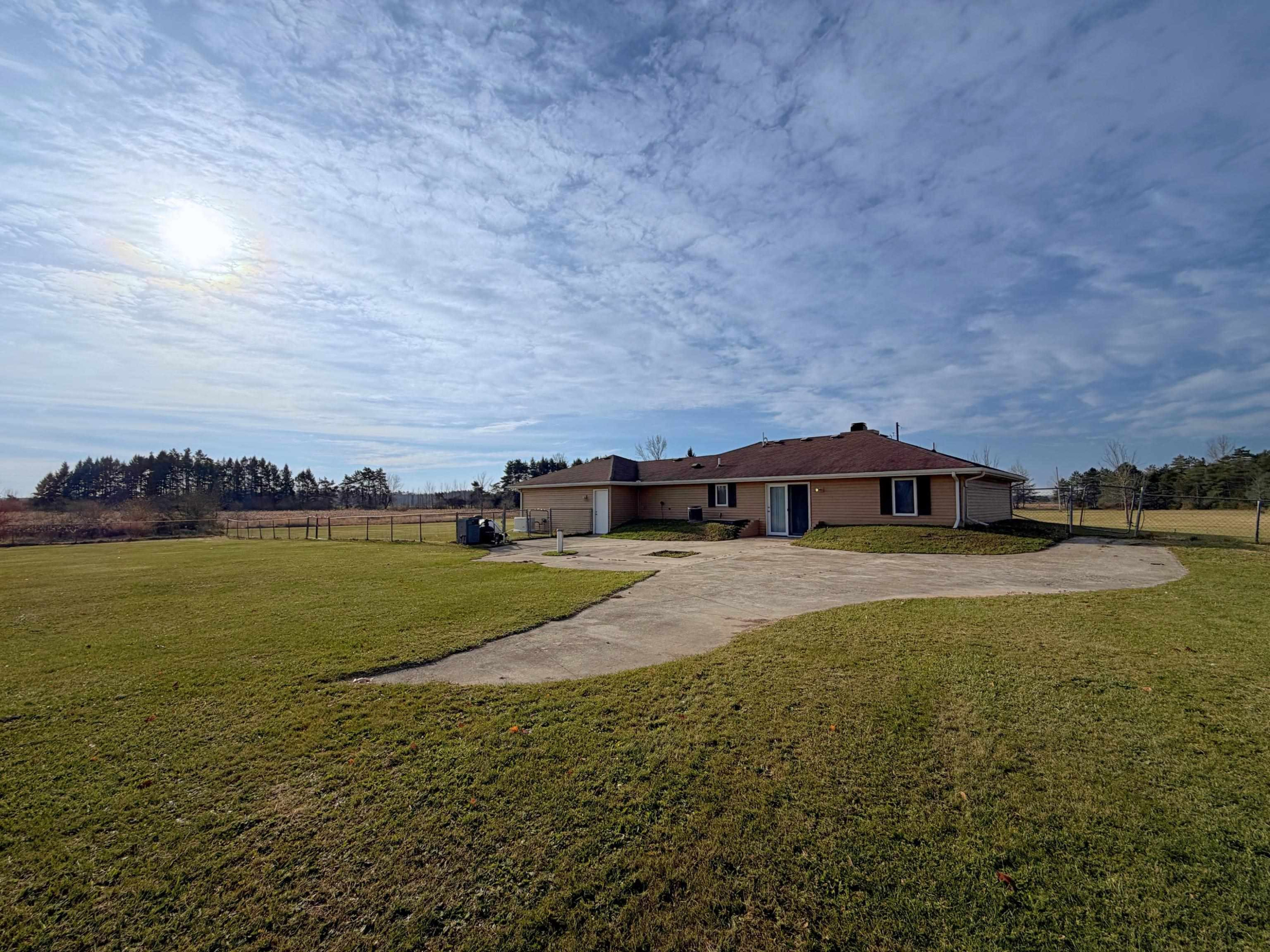 5850 N Ritchie Road, Pinconning, MI 48650 — Photo 33