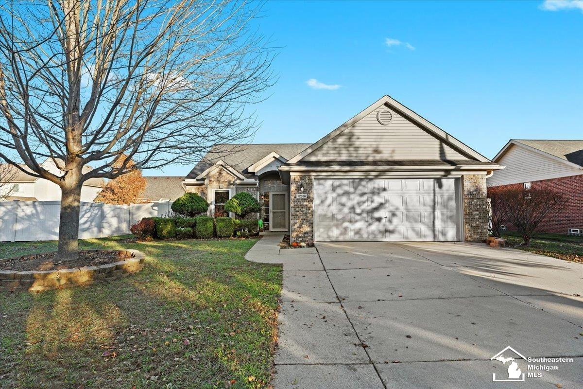 12336 Hannah Lane, Carleton, MI 48117 — Photo 2