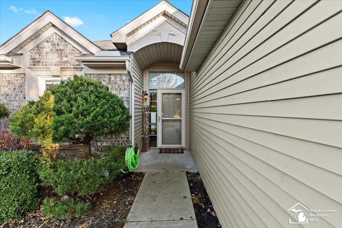 12336 Hannah Lane, Carleton, MI 48117 — Photo 4