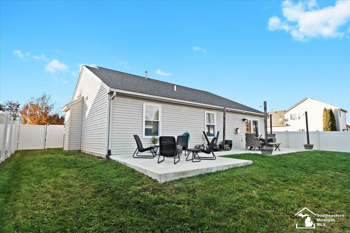 12336 Hannah Lane, Carleton, MI 48117 — Photo 26