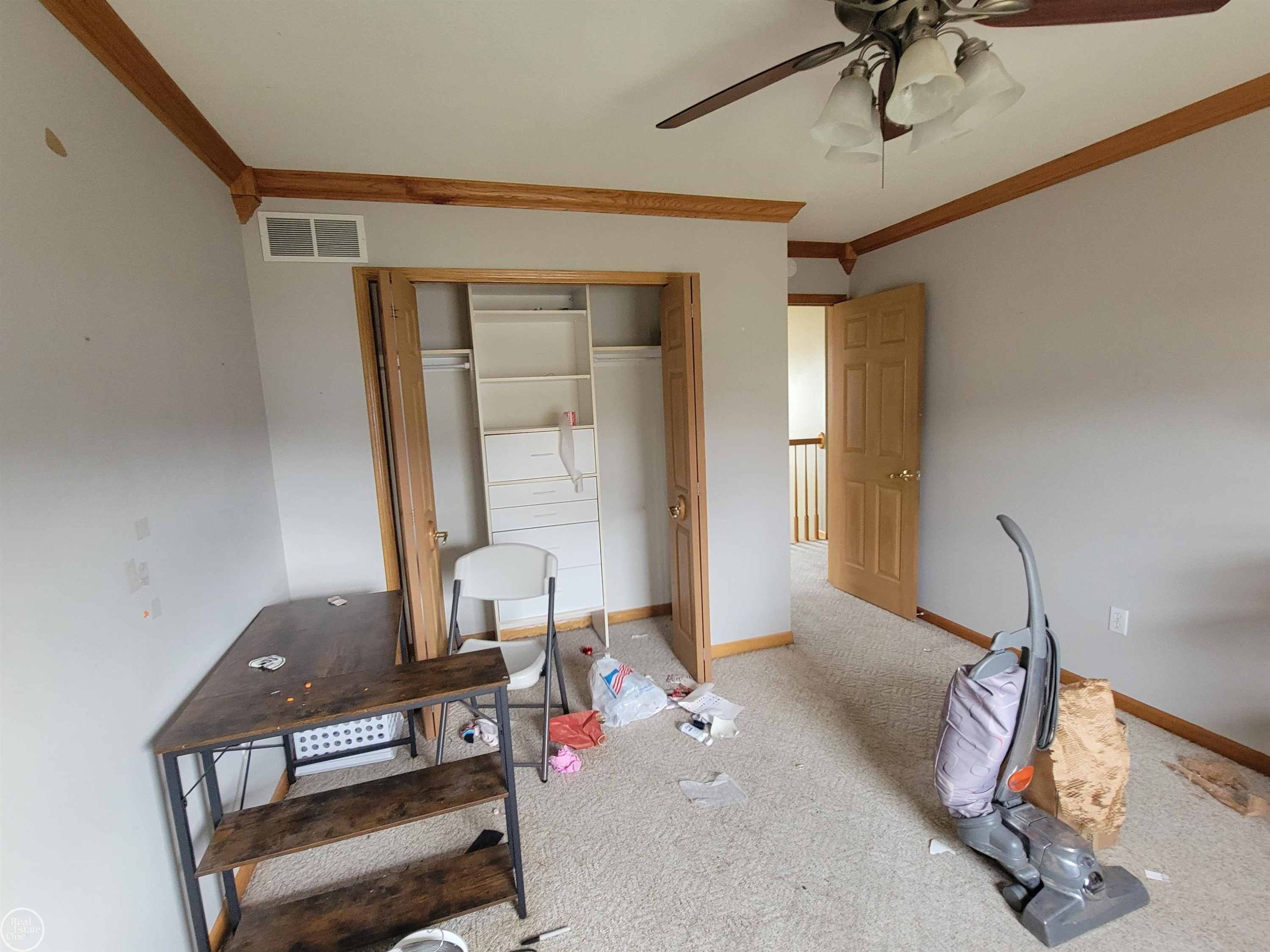 2897 GULFSTREAM Drive, Saginaw, MI 48603 — Photo 16
