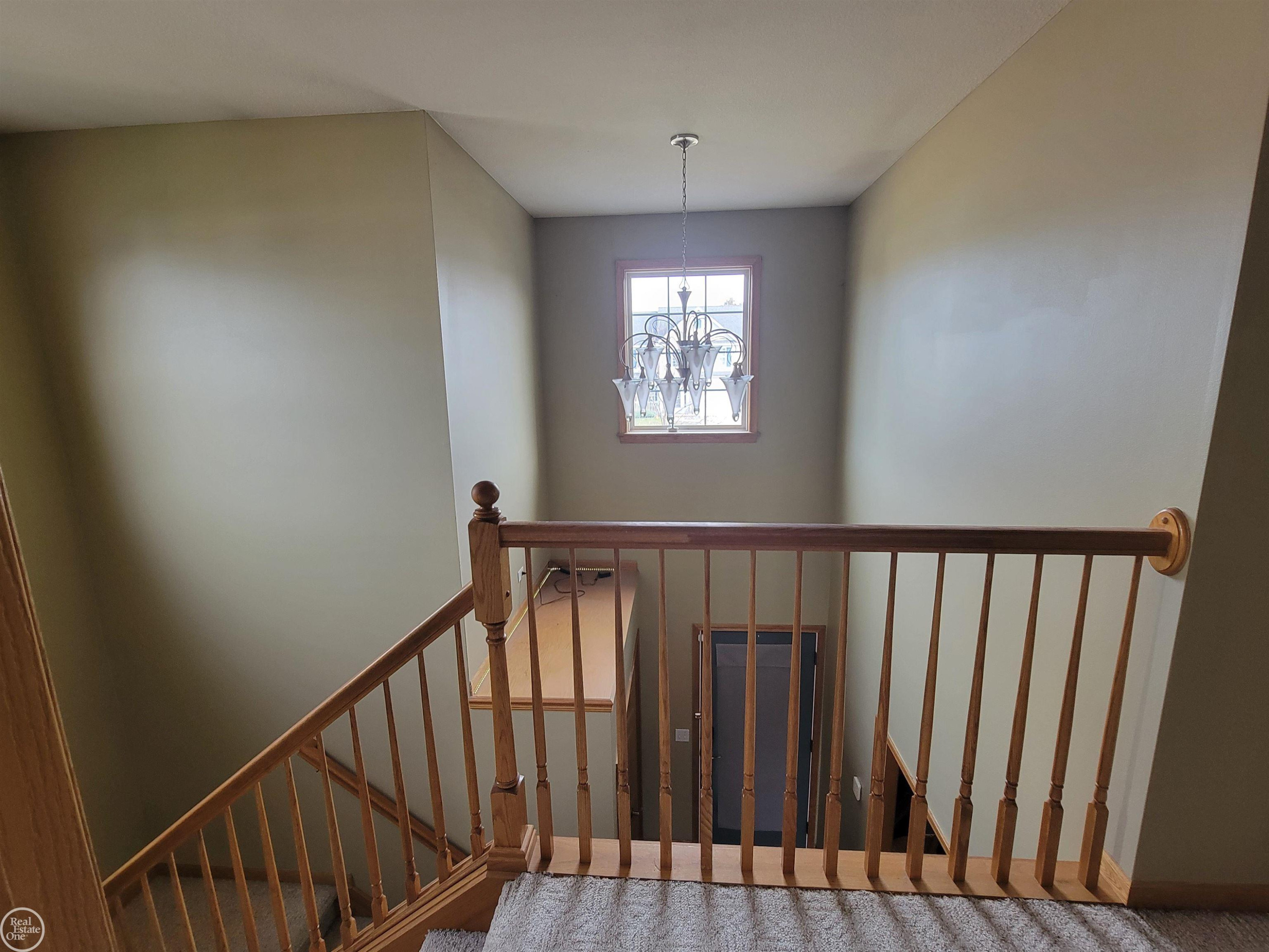 2897 GULFSTREAM Drive, Saginaw, MI 48603 — Photo 17