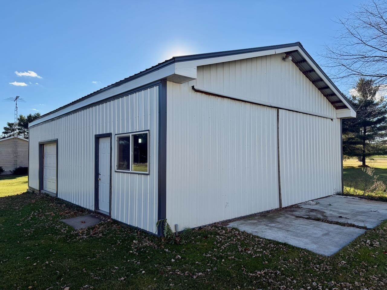 4950 Brown Road, Durand, MI 48429 — Photo 9