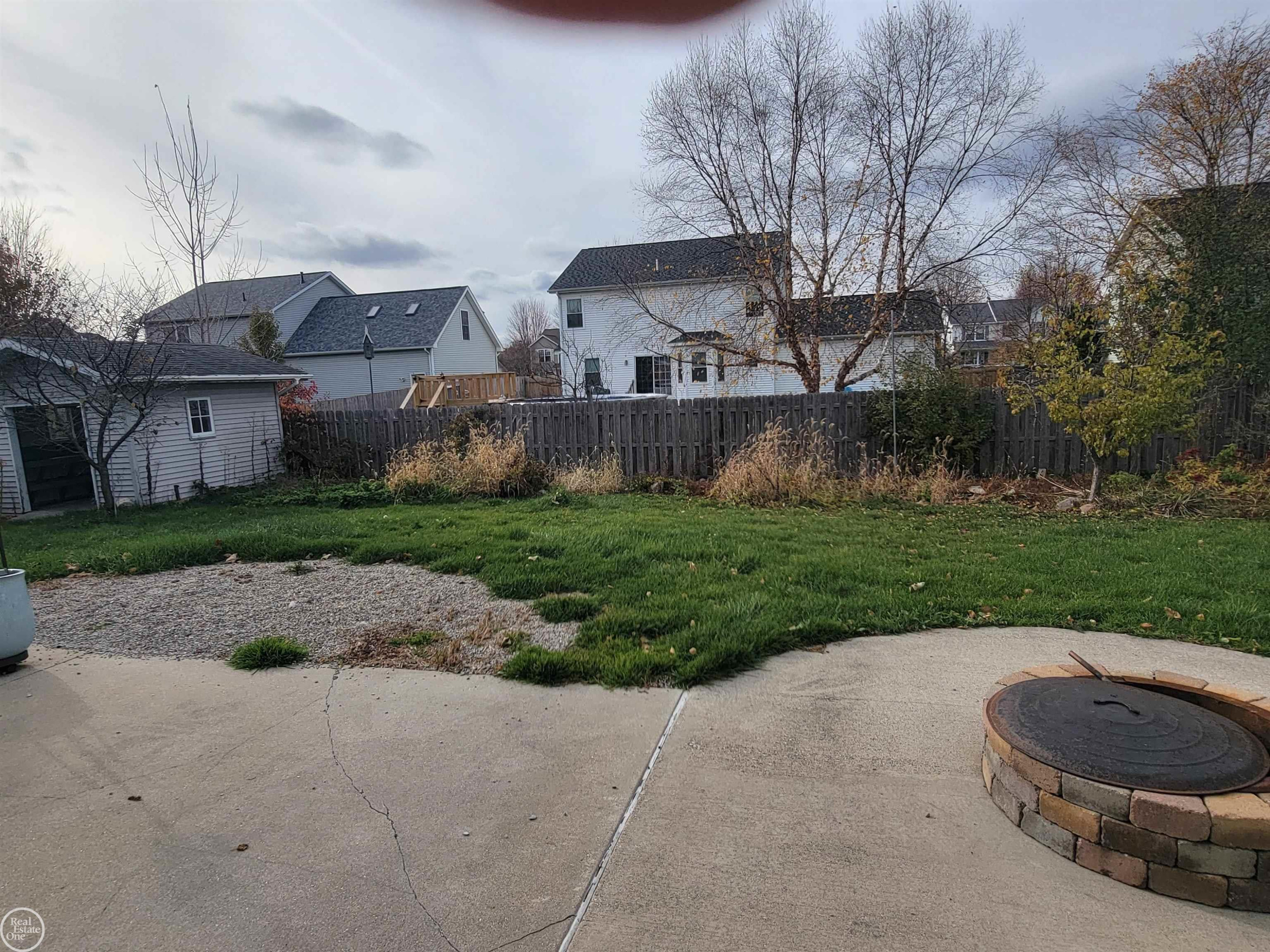 2897 GULFSTREAM Drive, Saginaw, MI 48603 — Photo 44