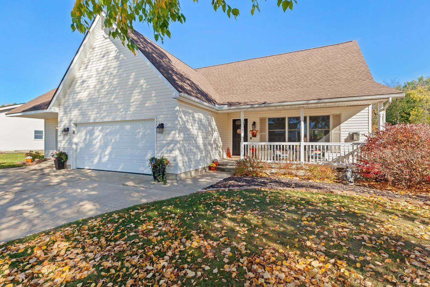 3126 Cobblestone Ridge, Tecumseh, MI 49286 — front exterior